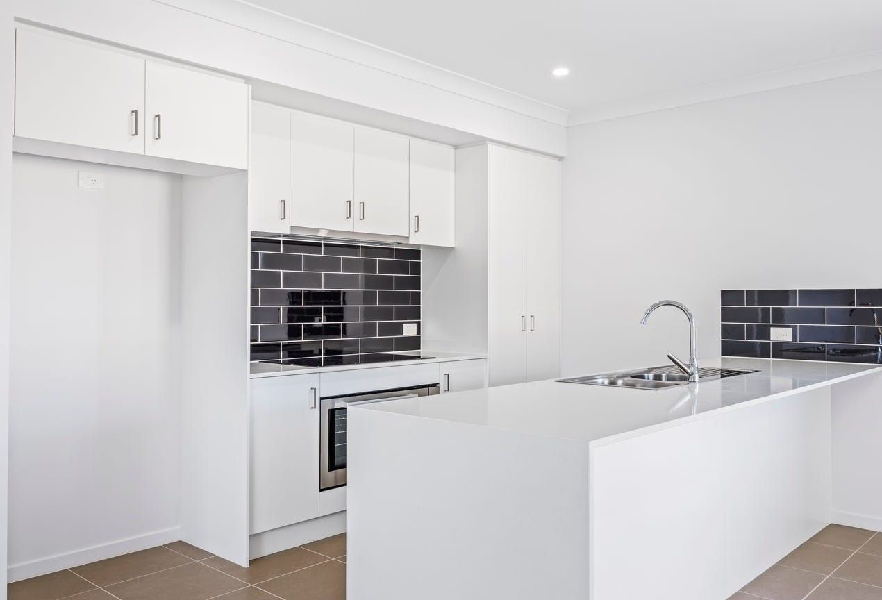 70 Banjo Drive, Walloon, QLD 4306