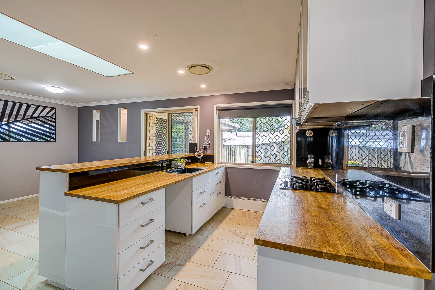 8 Trusan Place, Tanah Merah, QLD 4128