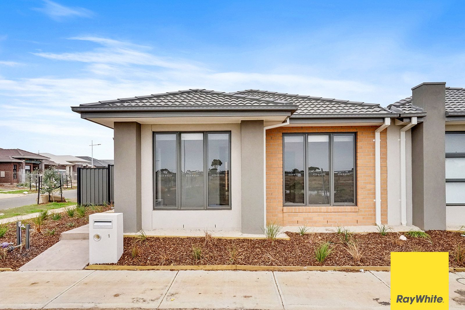 1 Amberfish Walk, TARNEIT, VIC 3029