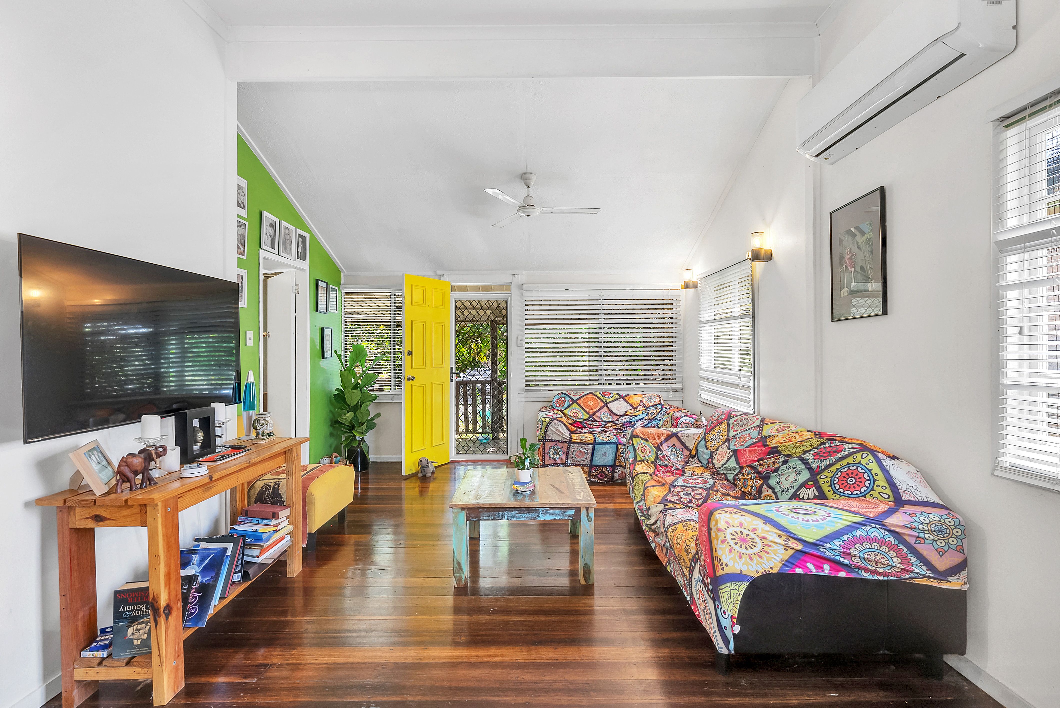 77 Marshall Street, Machans Beach, QLD 4878