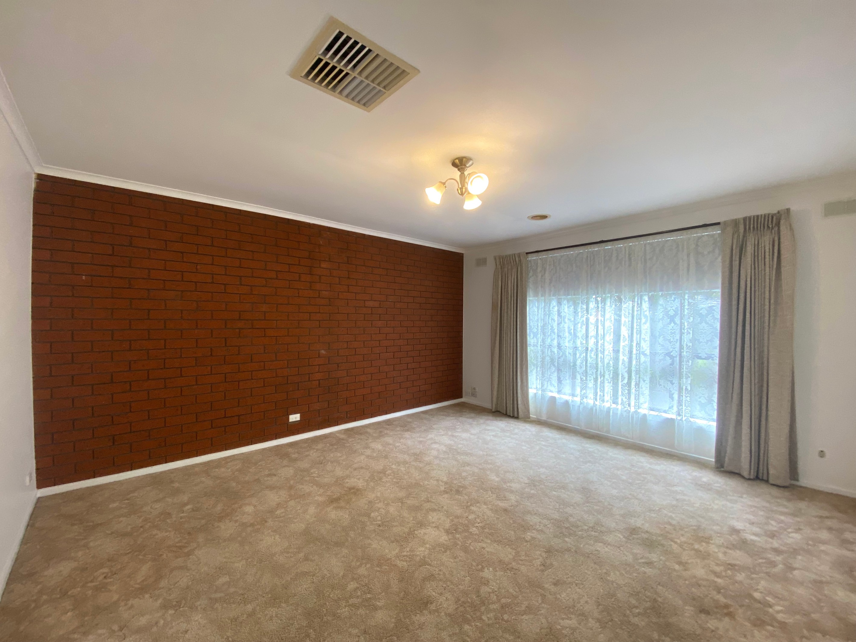 2/56 Barkly Street, Sunbury, VIC 3429