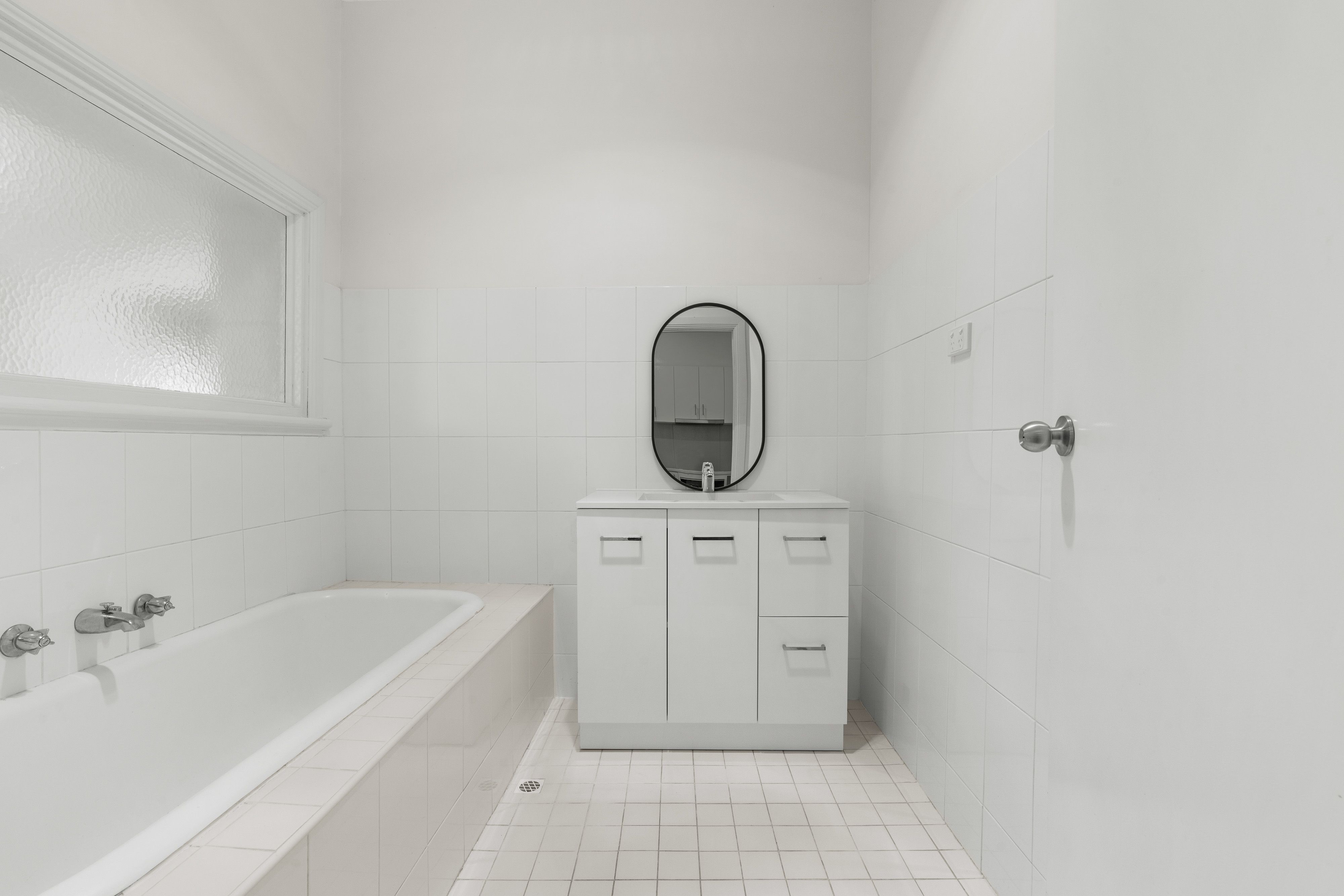 89 Adelaide Road — photo 8 of 16