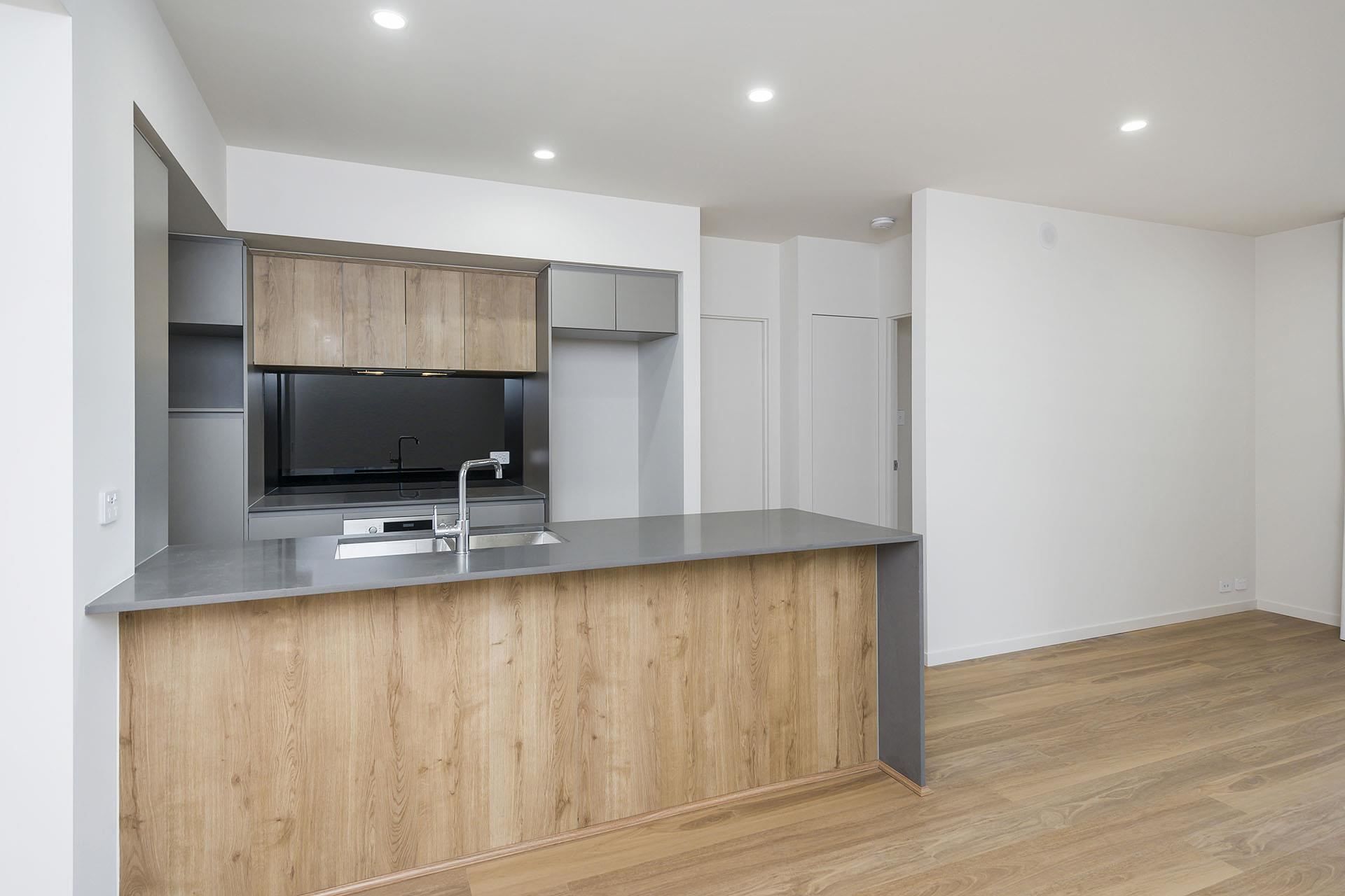 1006/31 Rowe Avenue — photo 3 of 30