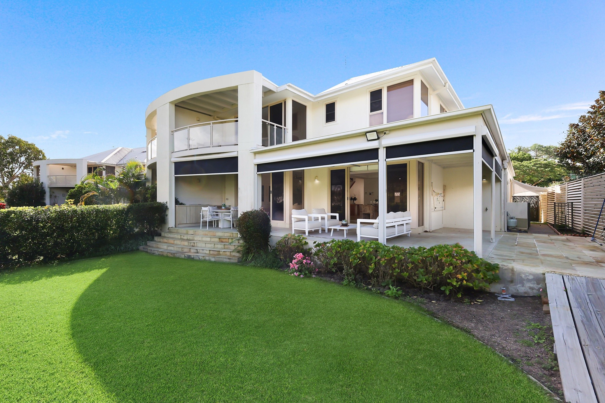 5112 Chalons Field Avenue, Benowa, QLD 4217