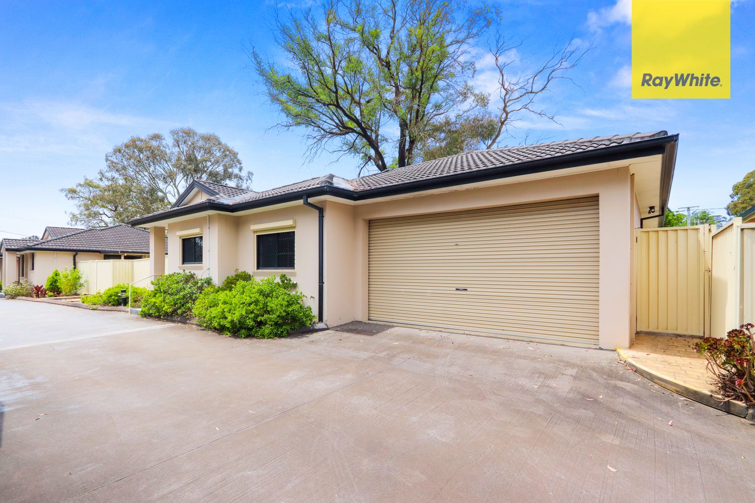 18 Magowar Road, Pendle Hill NSW 2145