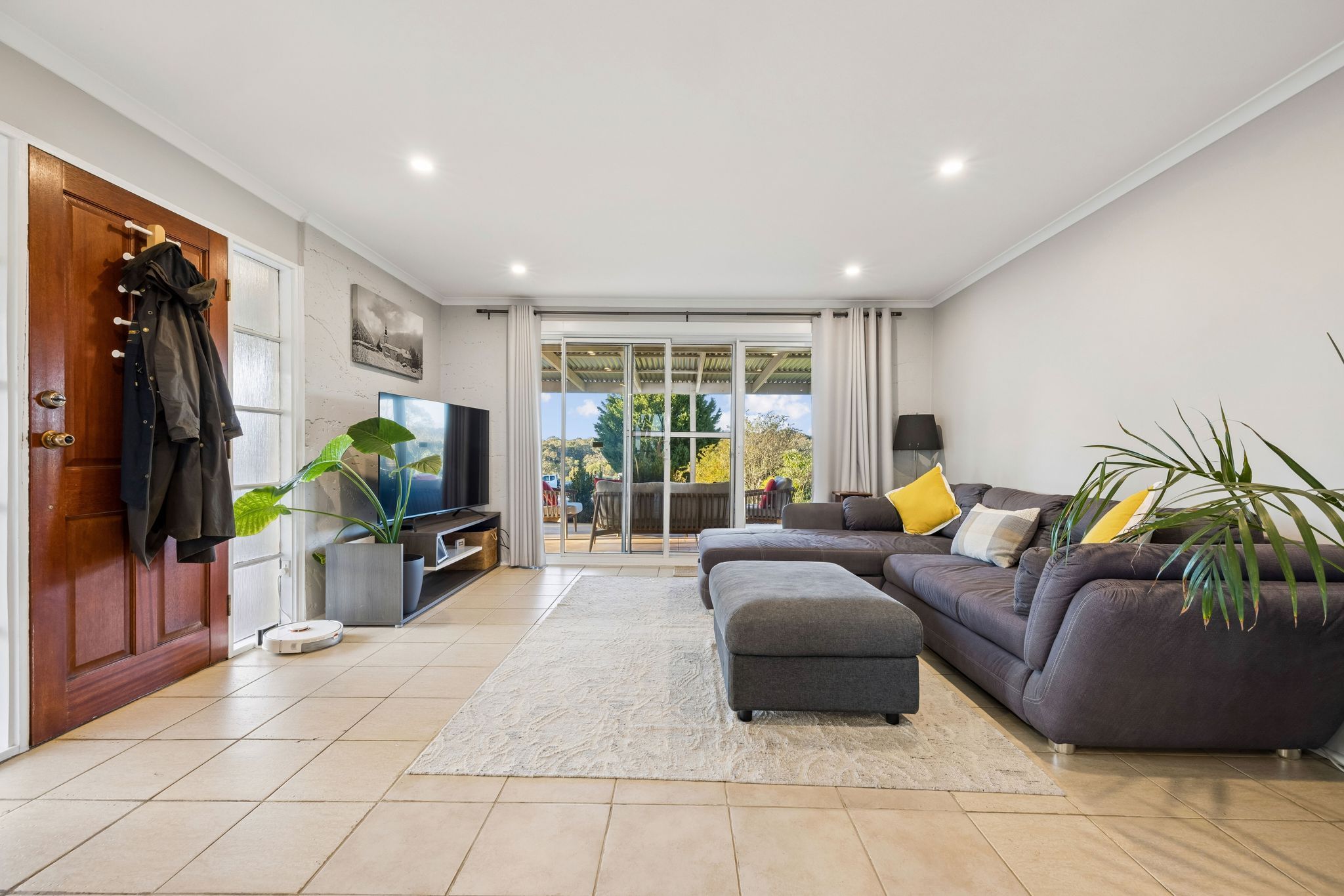 "Carolyn's Creek", 5388 Gundaroo Road — photo 4 of 22