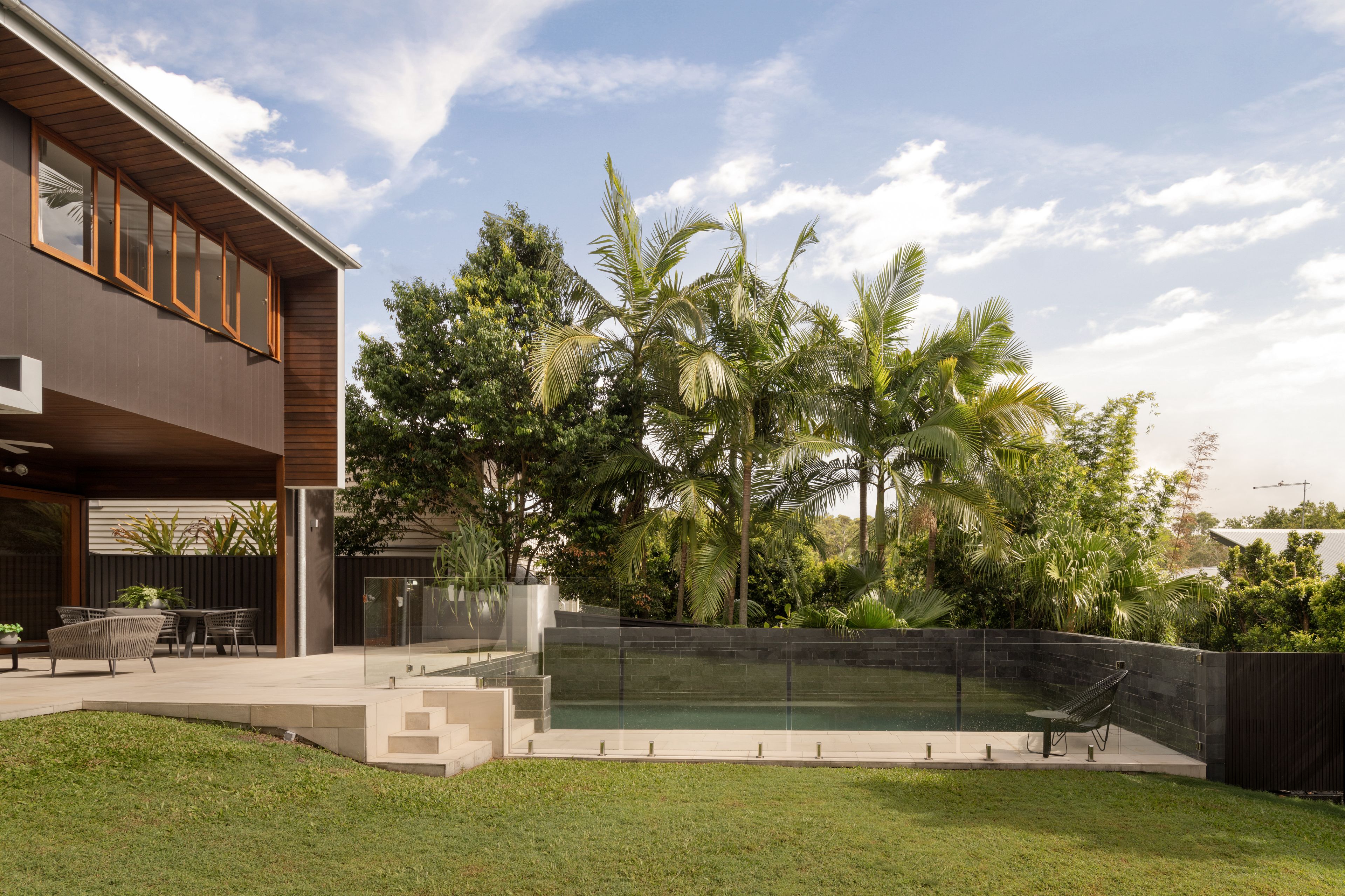 14 Barton Street, Bardon, QLD 4065