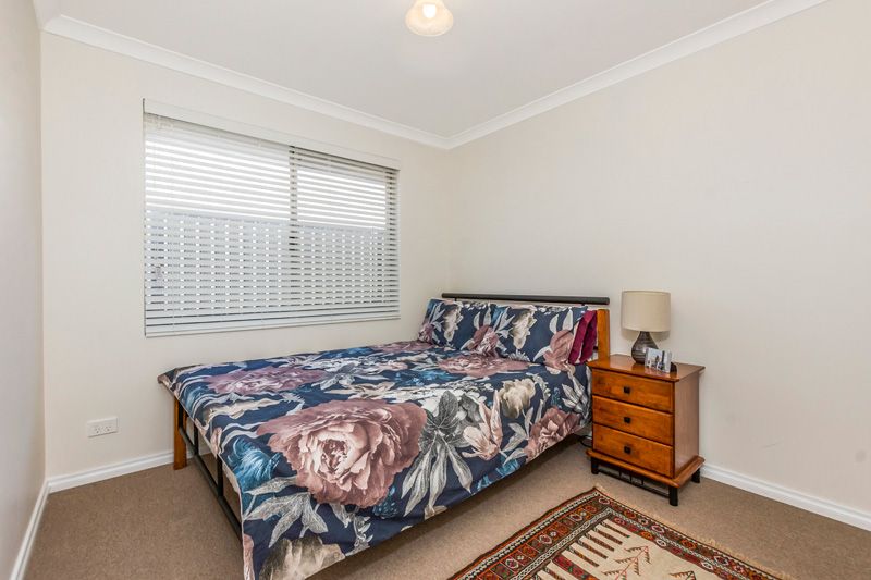 6 Vickers Road — photo 15 of 20