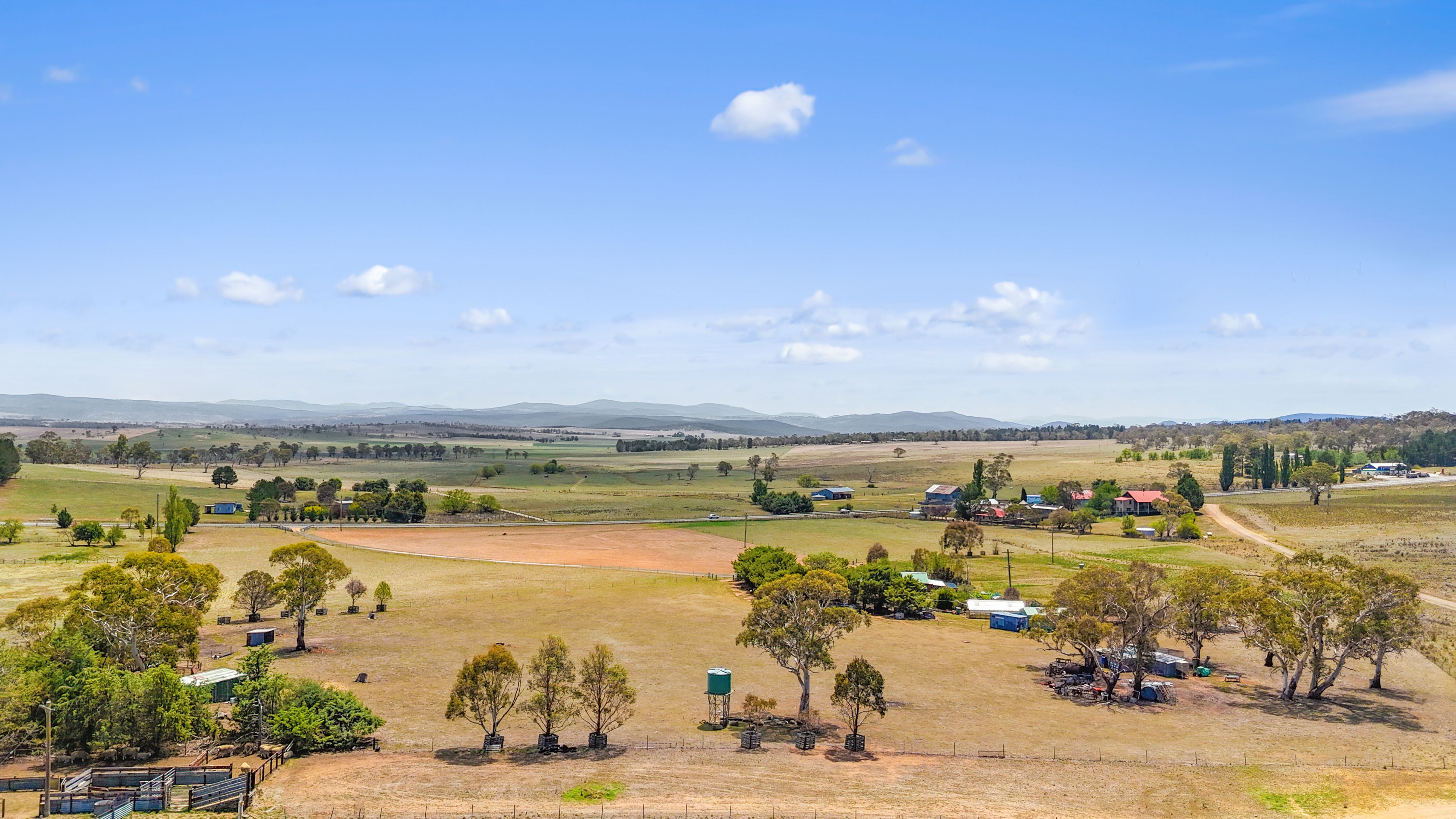 621 Snowy Mountains Highway — photo 17 of 23