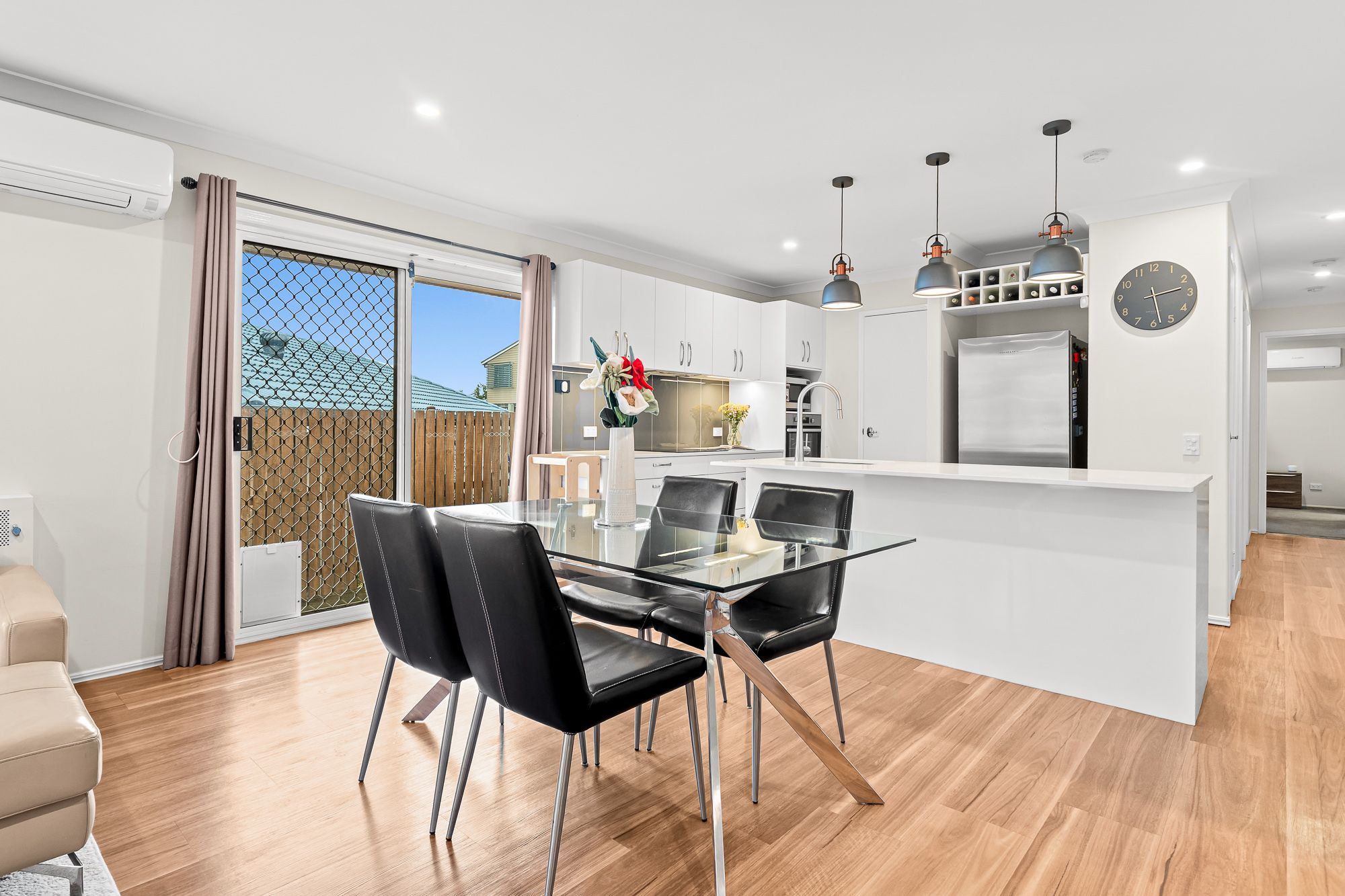 27/30 Lindeman Place — photo 6 of 23