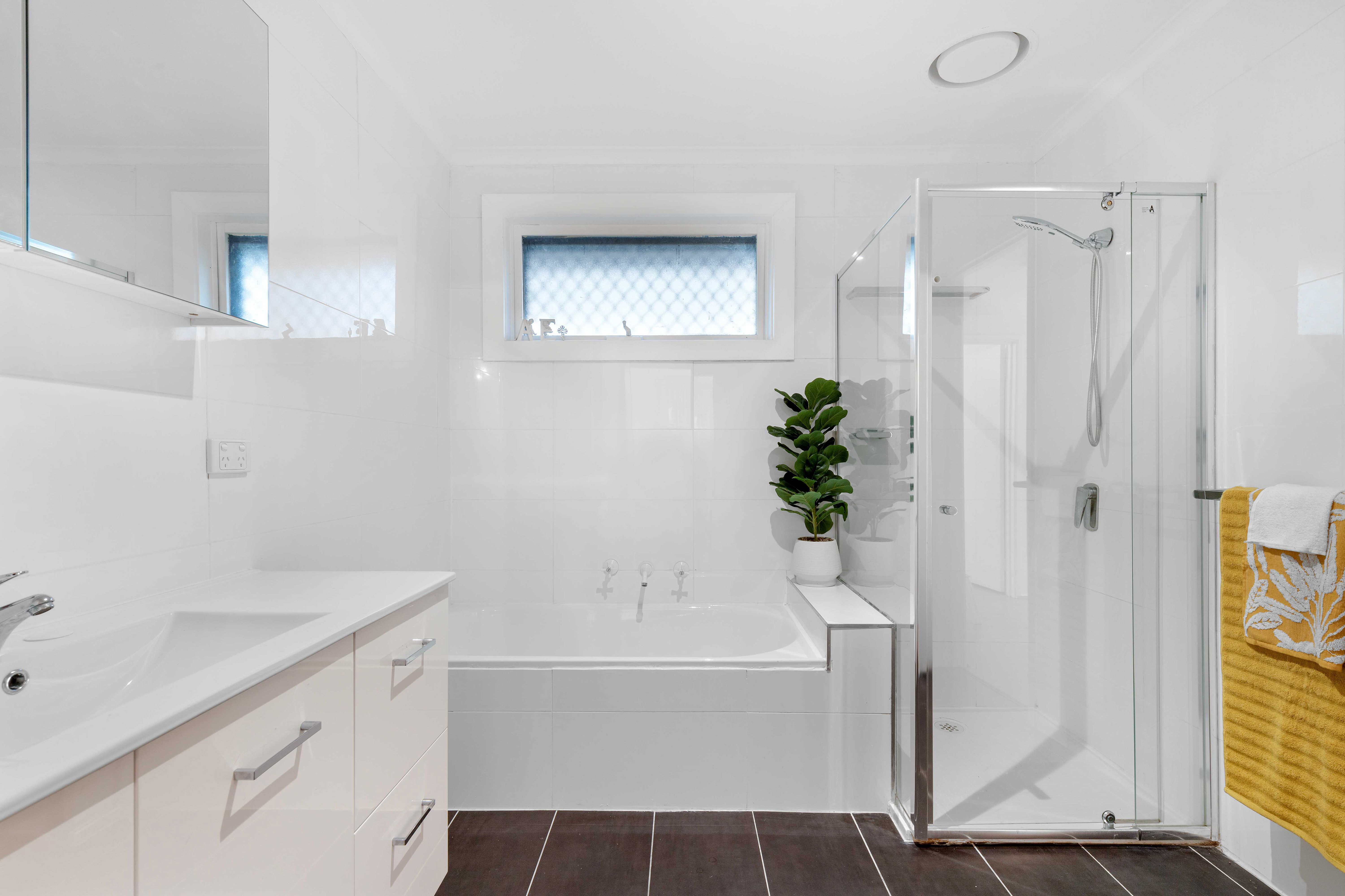4 Bellevue Drive — photo 13 of 17