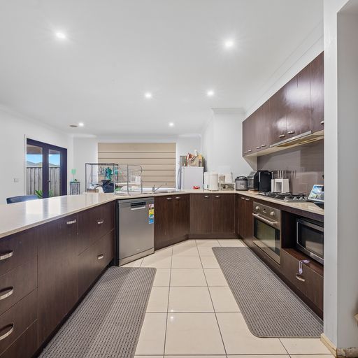 139 Rosebank Drive, Cranbourne North, VIC 3977