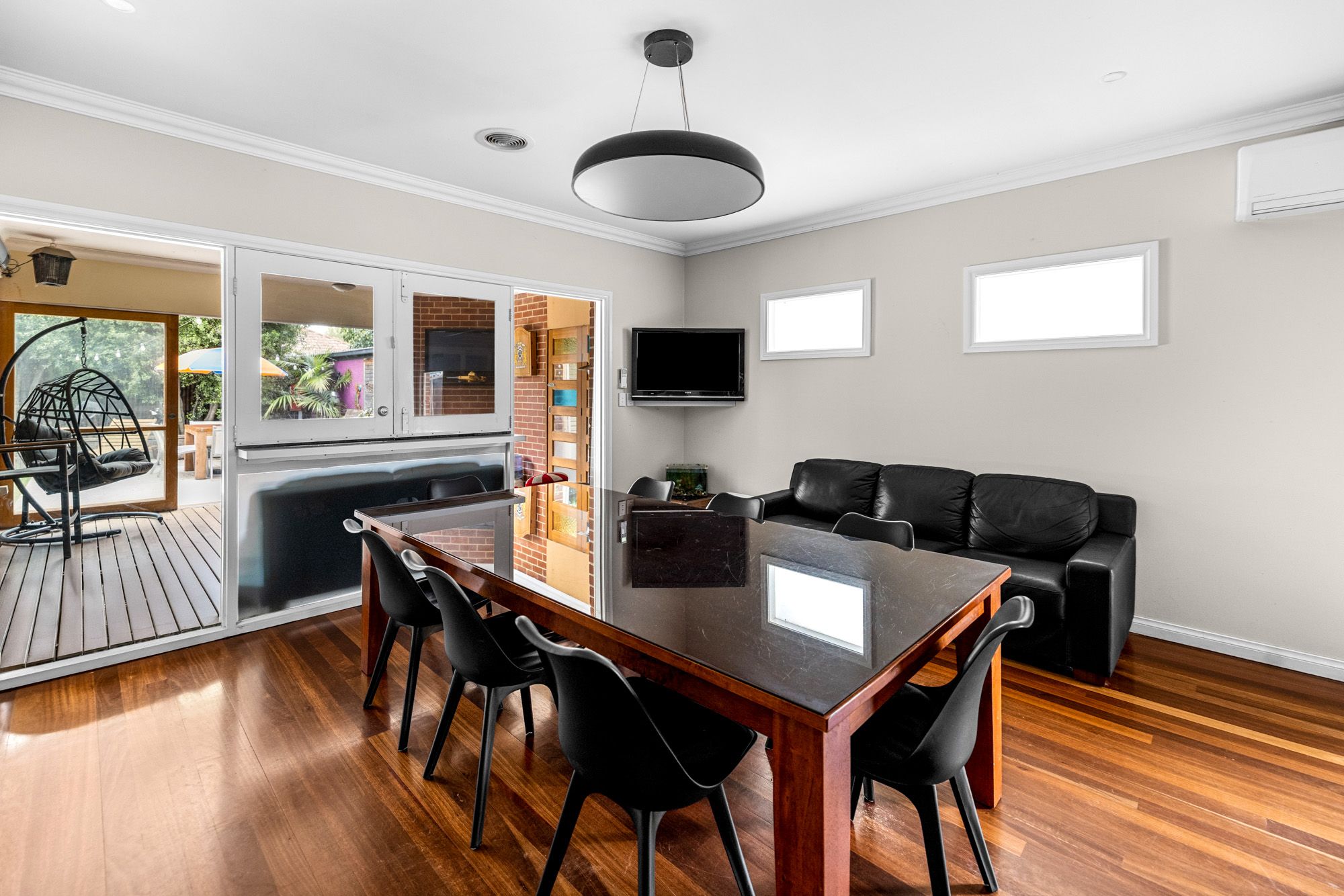 32 Carter Avenue — photo 8 of 24