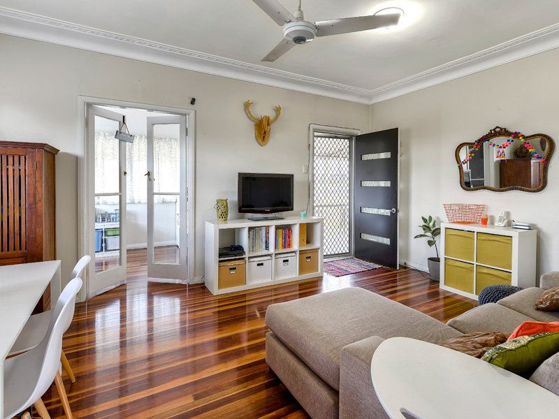 132 Erica Street, Cannon Hill, QLD 4170