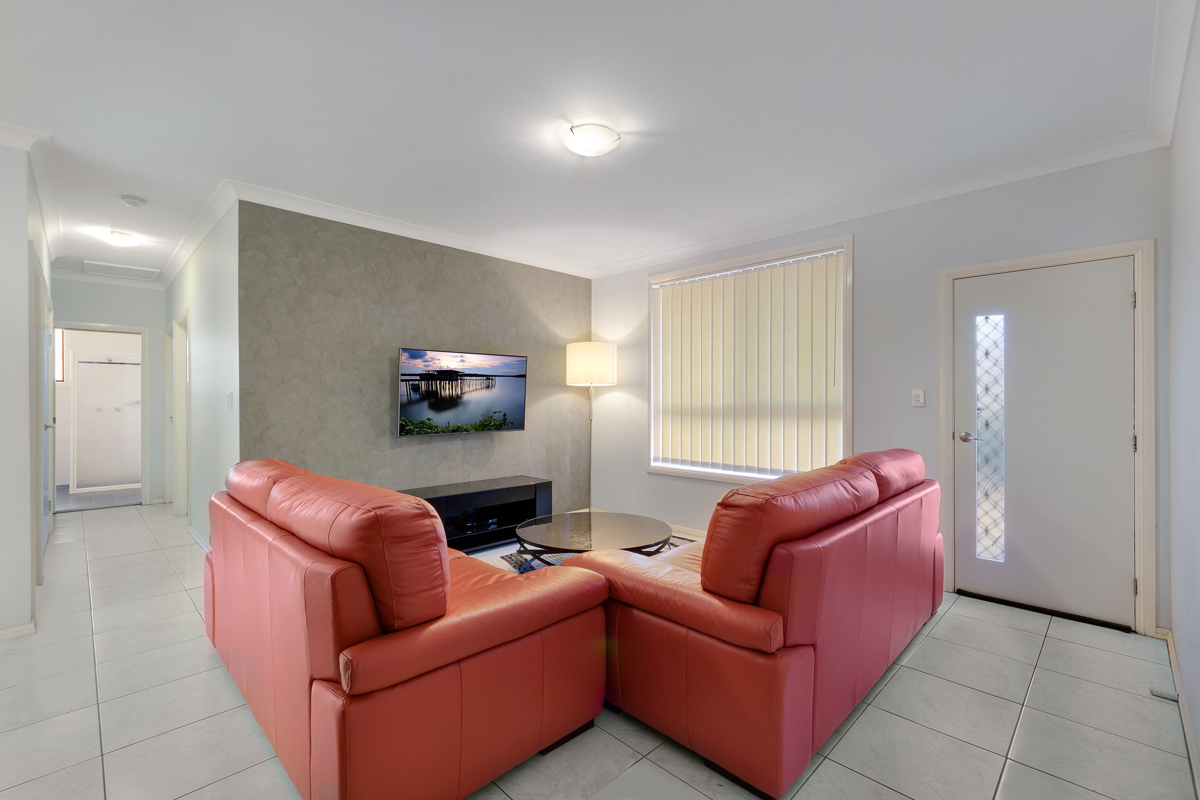 2/75 Minto Road, Minto, NSW 2566