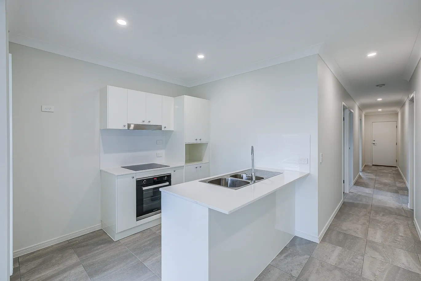 2/12 Sugar Maple Place, Park Ridge, QLD 4125