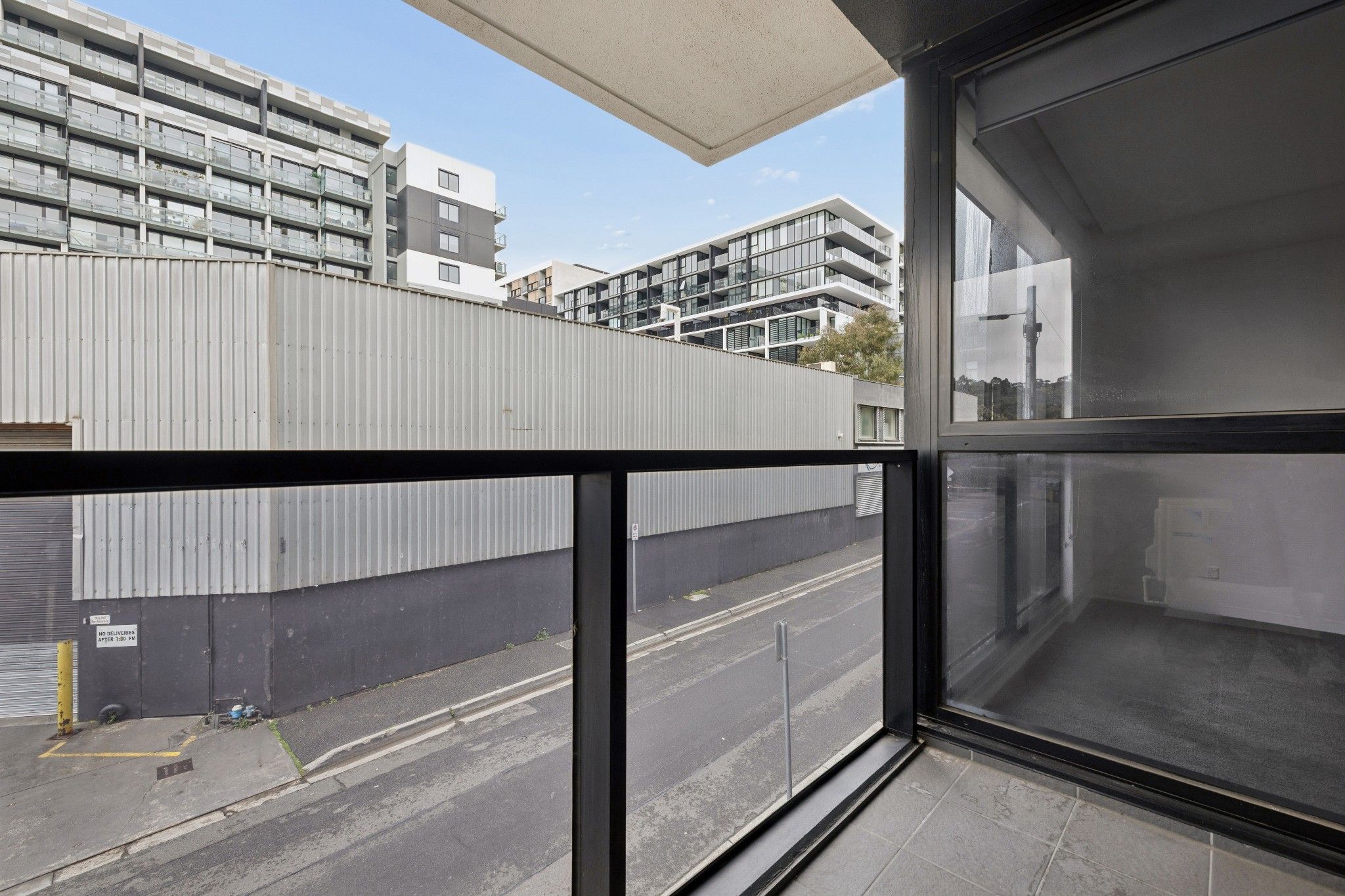 G07/11 Flockhart Street — photo 7 of 19