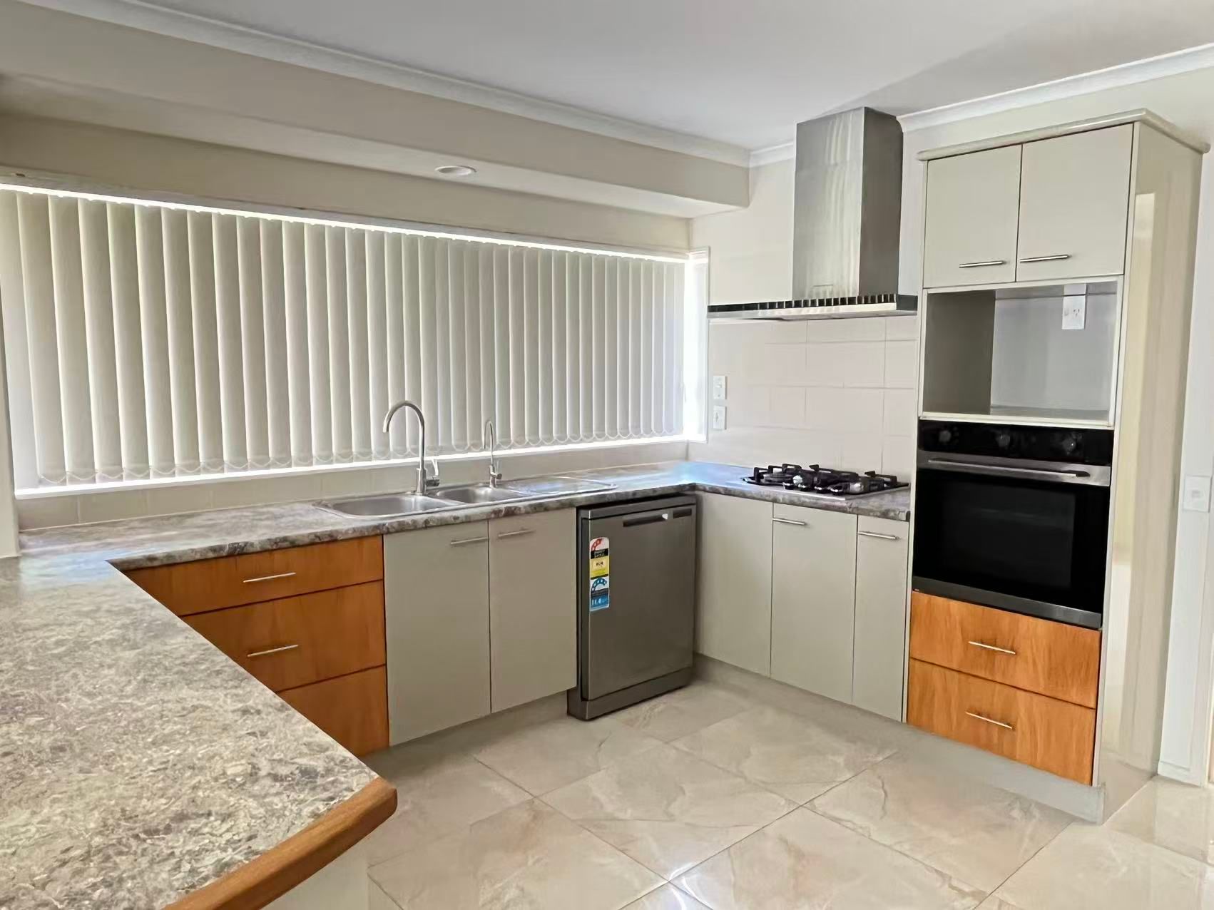 9 Point View Link, East Tamaki, Manukau City