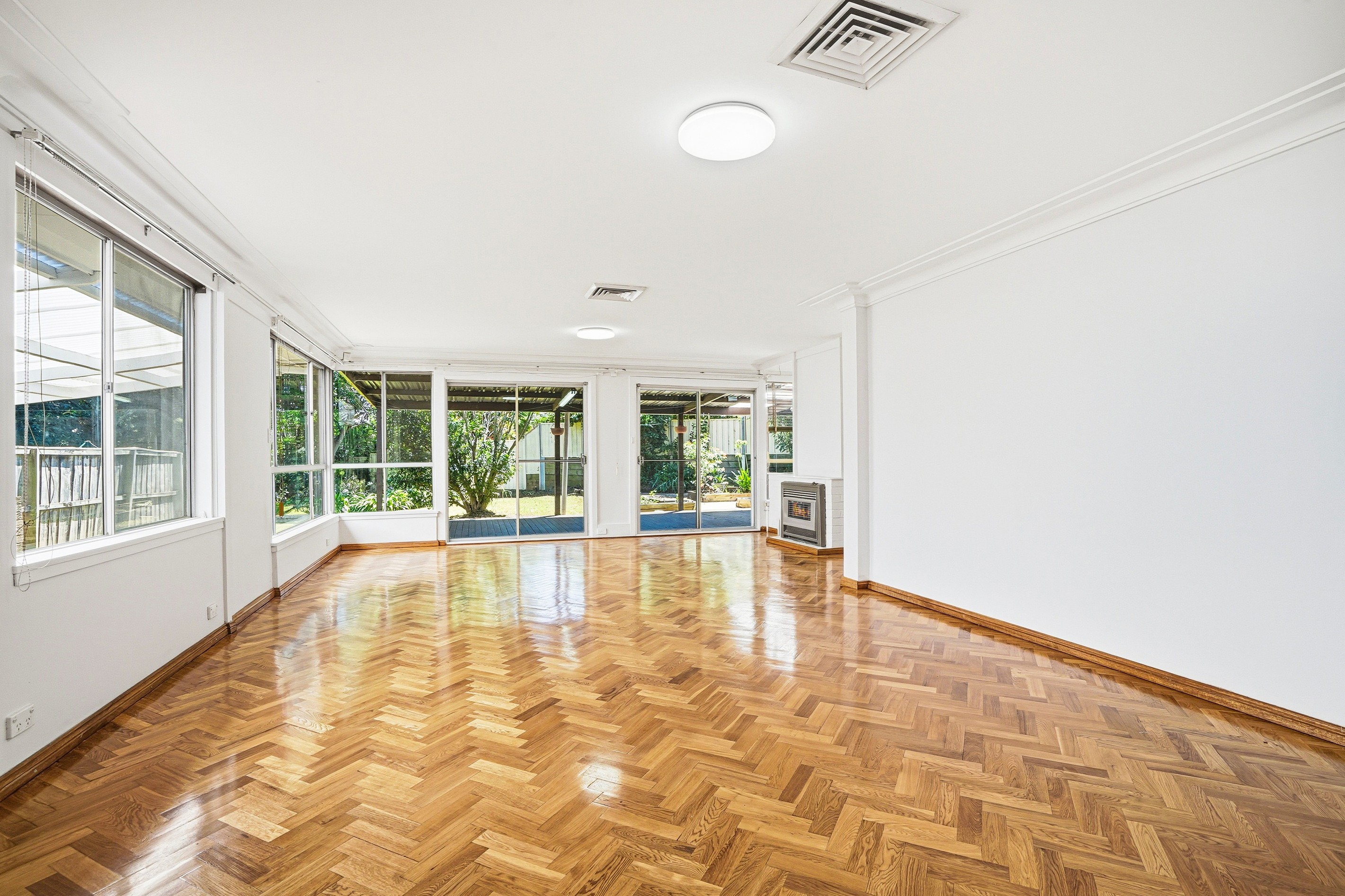 12 Arcadian Circuit, Carlingford, NSW 2118