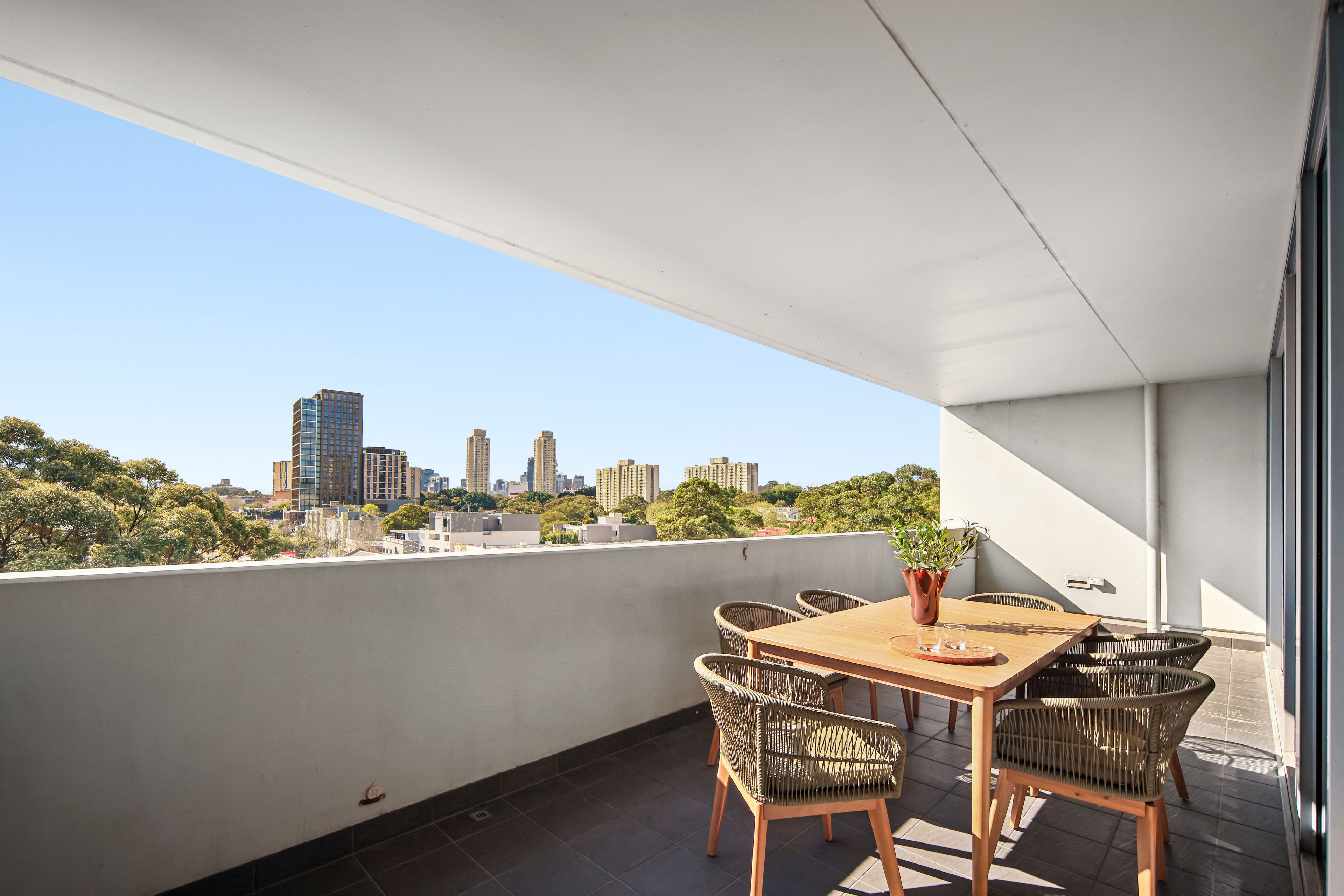M601/68 Mcevoy Street — photo 5 of 10