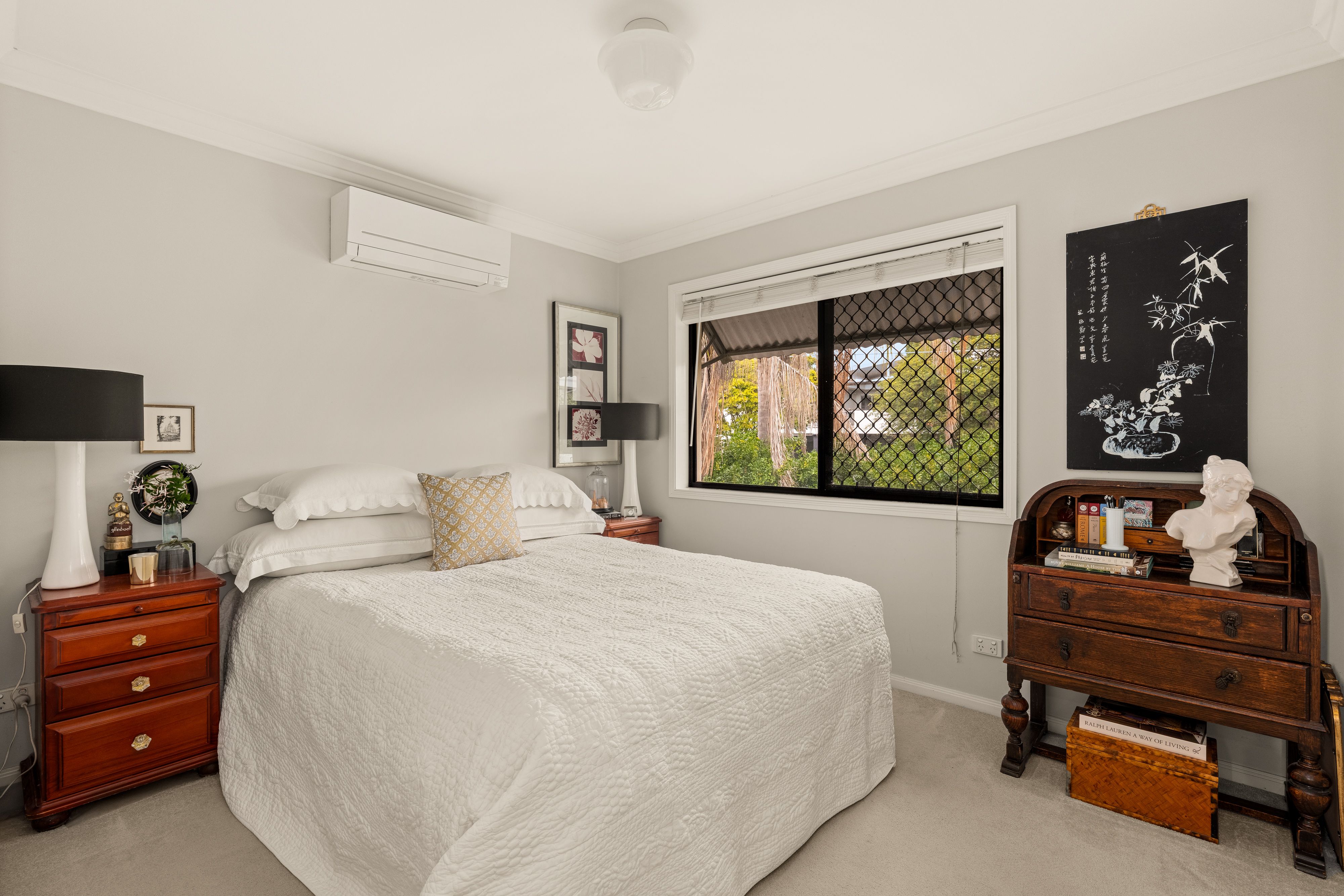 8/11 Barton Road — photo 11 of 17