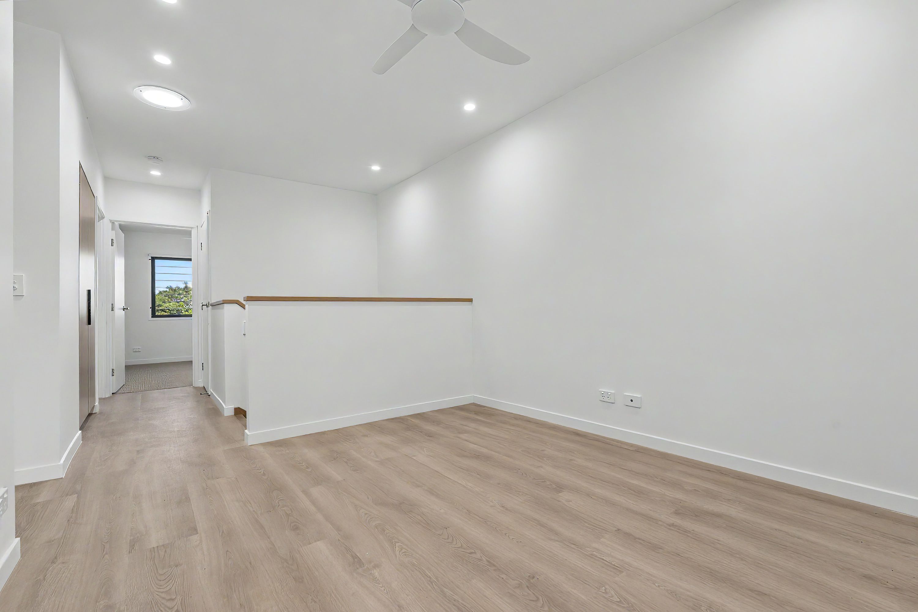 11/22 Freshwater Street — photo 11 of 14