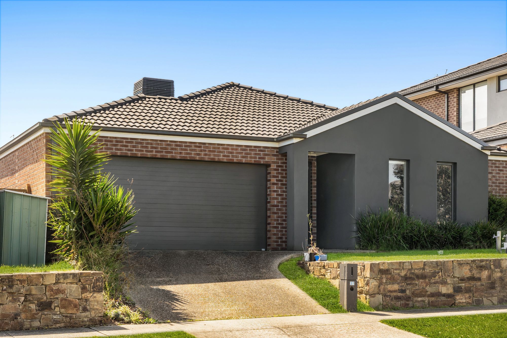 37 Viewbright Road — photo from Ray White Berwick