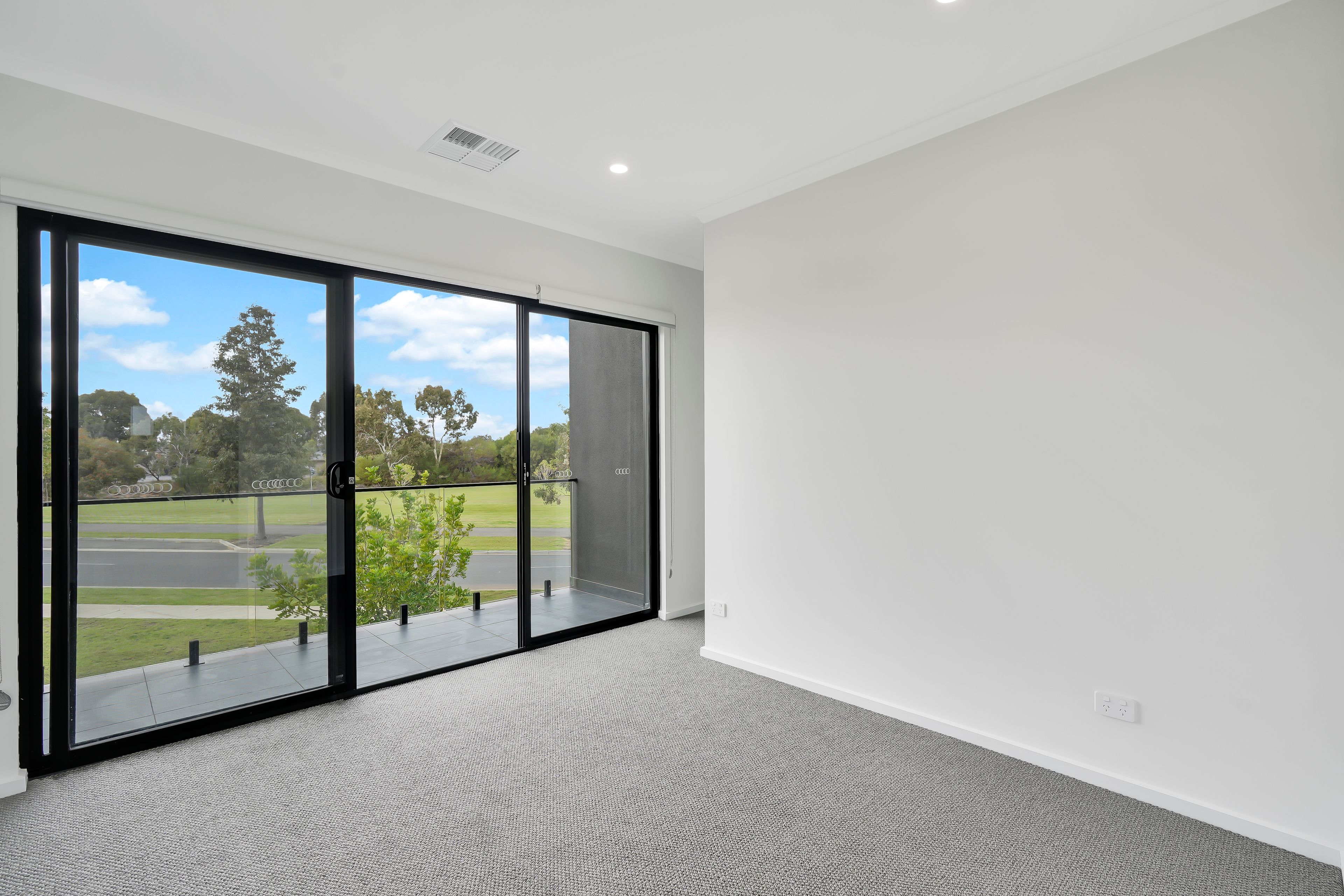 6 Sage Lane — photo 8 of 12