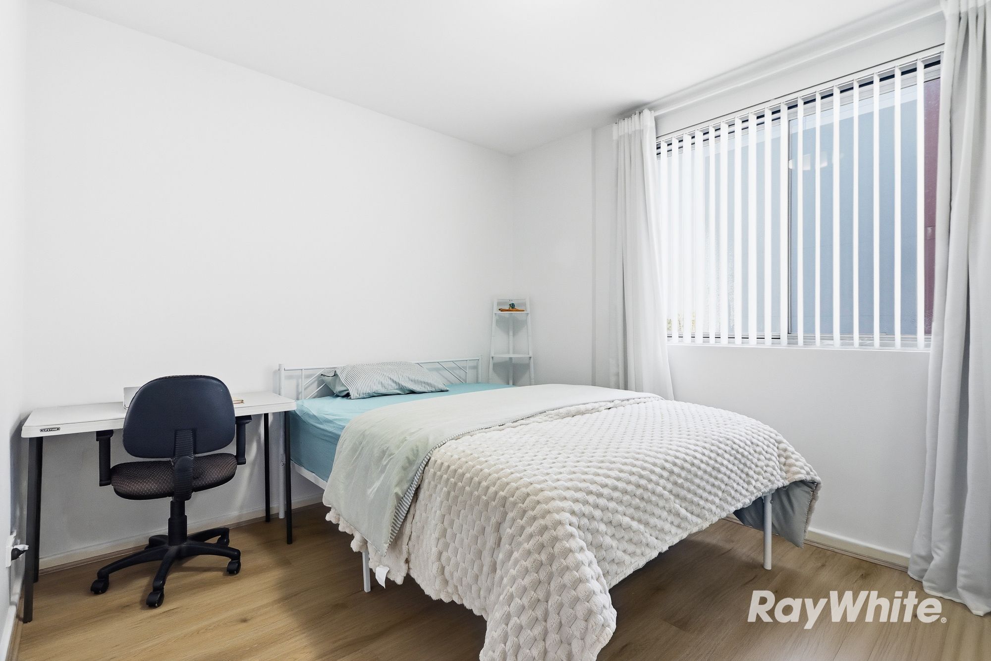33/21 Sorrell Street — photo 5 of 14