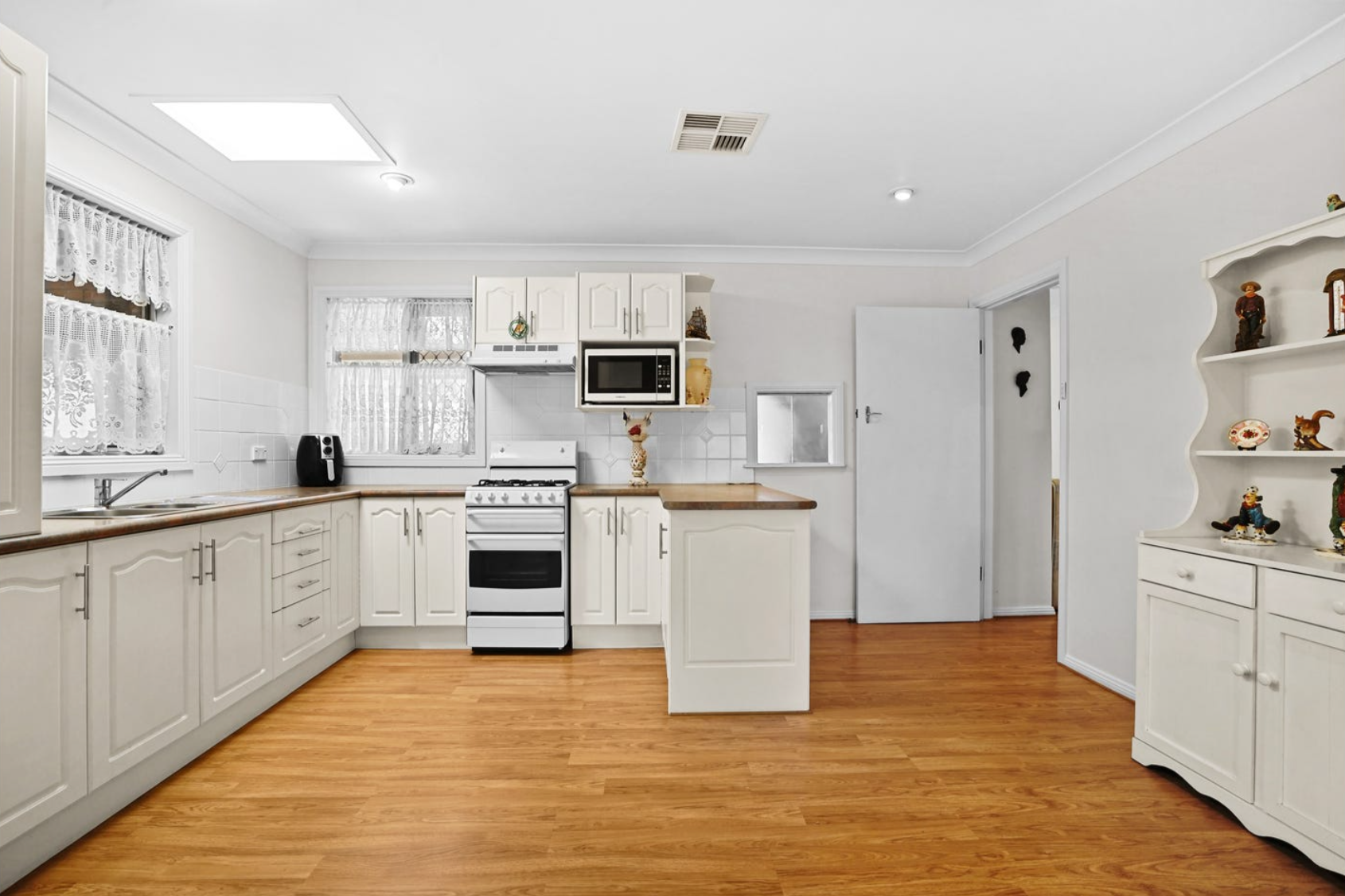 11 Alam Street, Colyton, NSW 2760