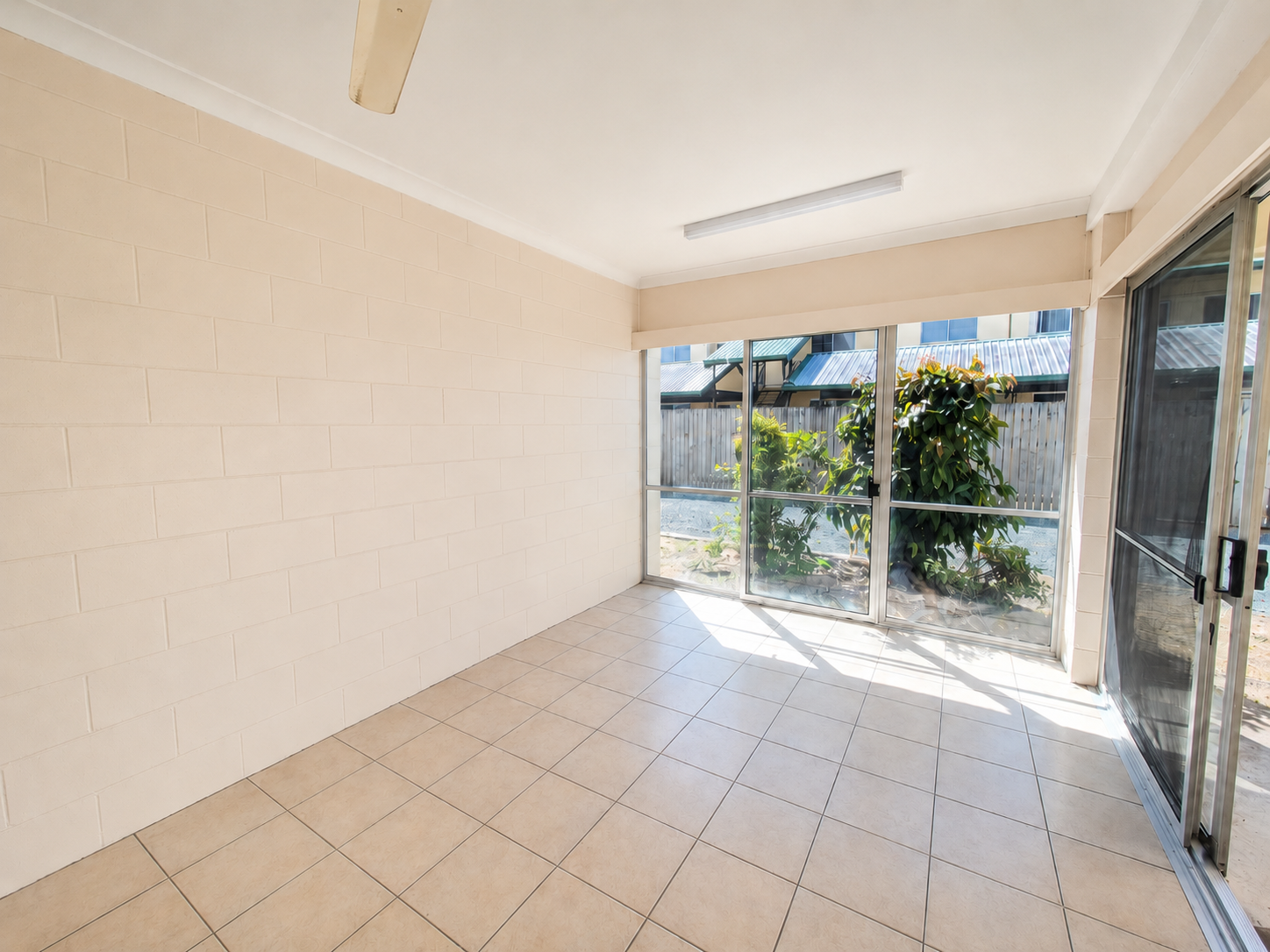 3/6 Robert Street, Proserpine, QLD 4800