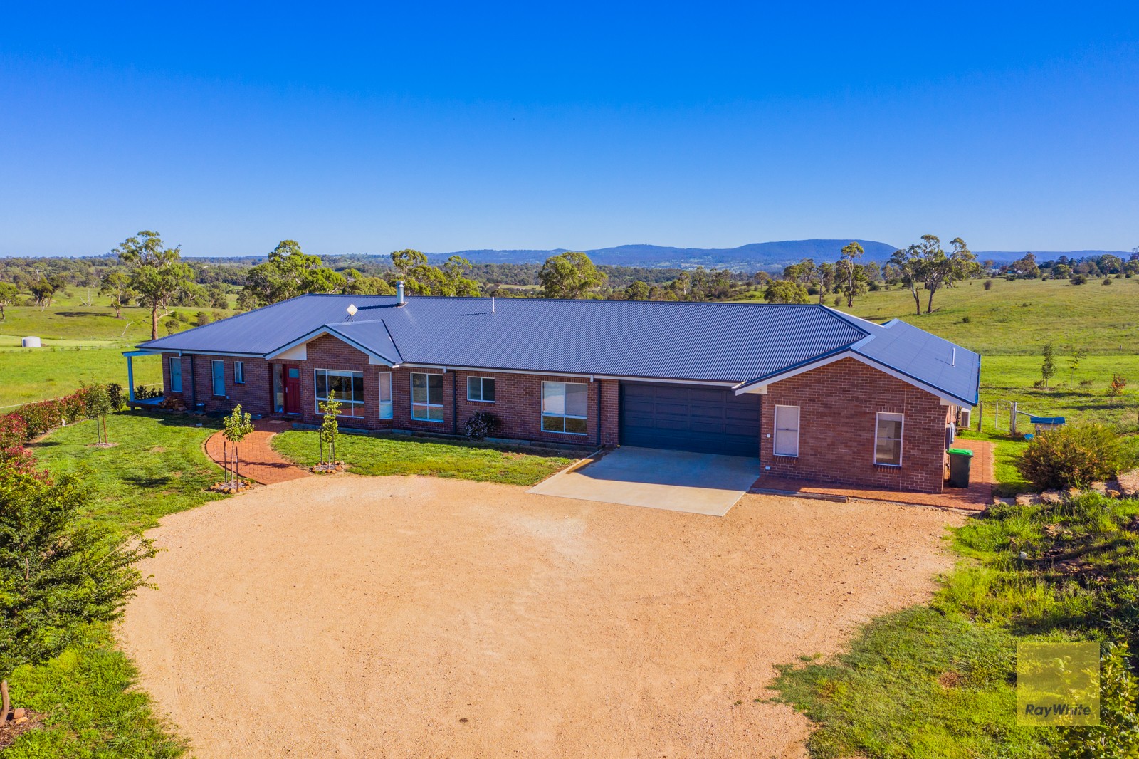 4 Parsons Close, Armidale, NSW 2350
