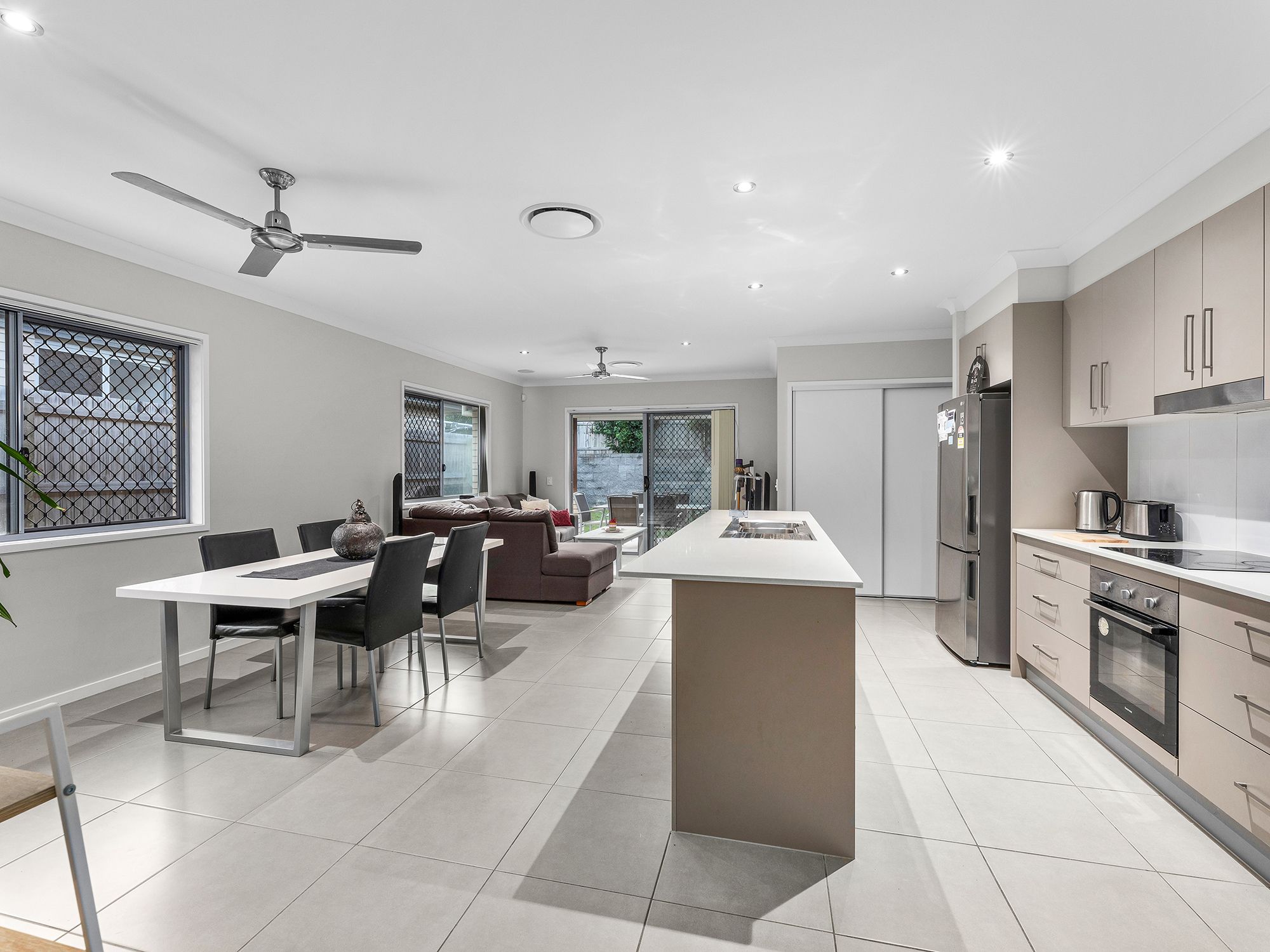 8 Generosity Street, South Ripley, QLD 4306