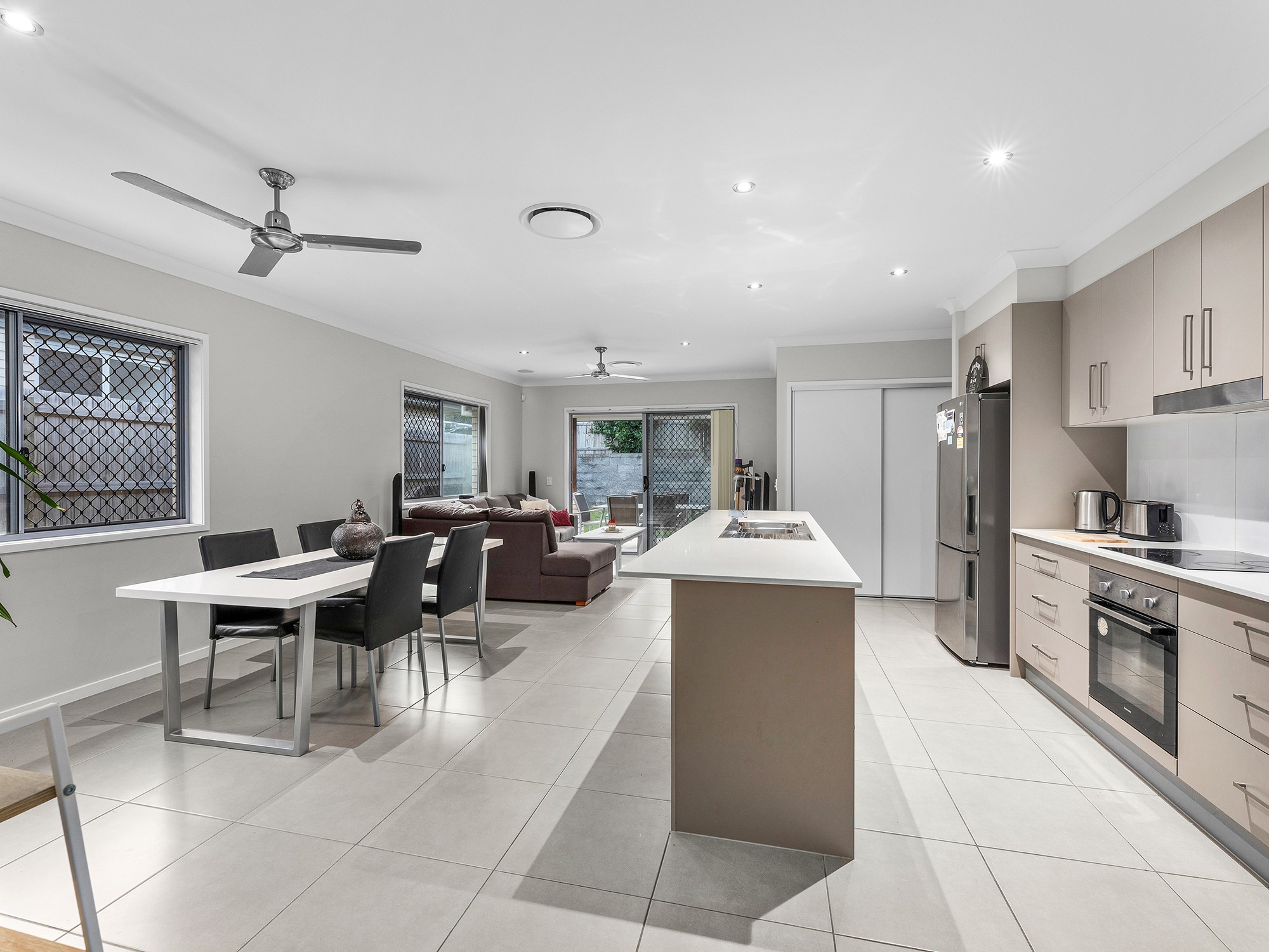 8 Generosity Street, South Ripley, QLD 4306