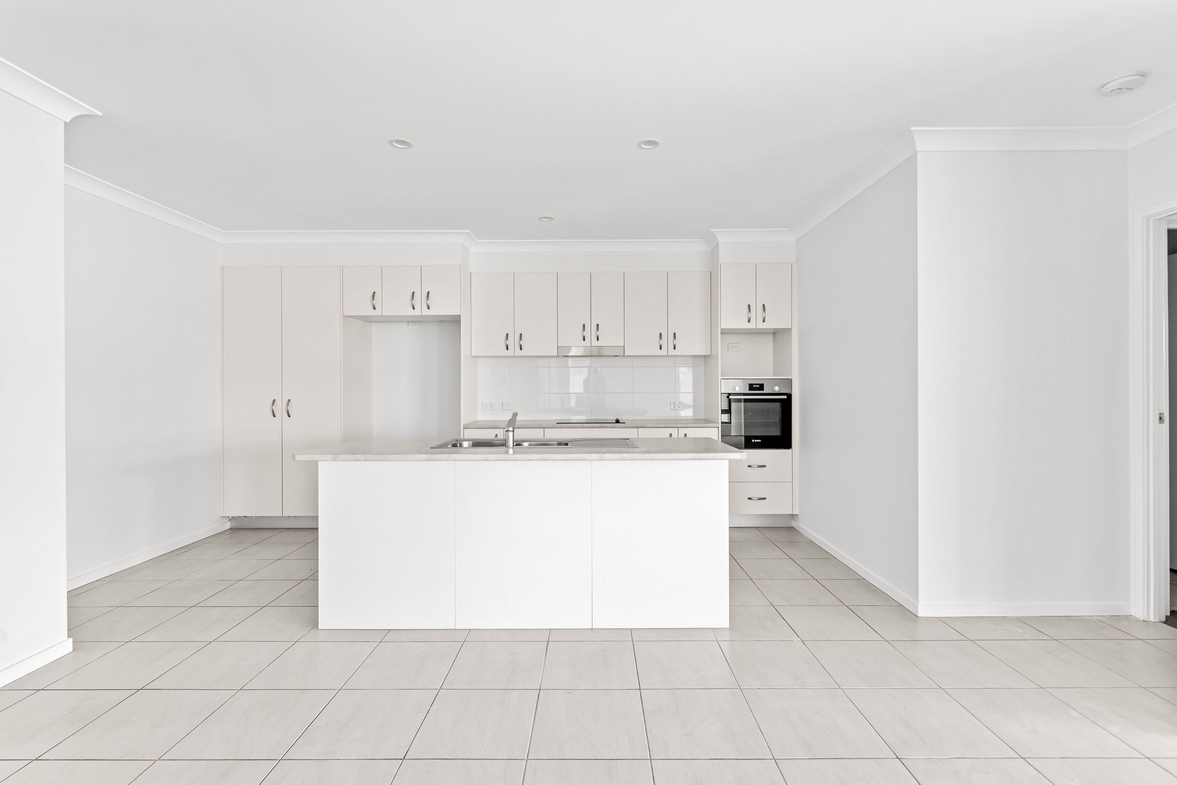 58 Beutel Street — photo 9 of 30