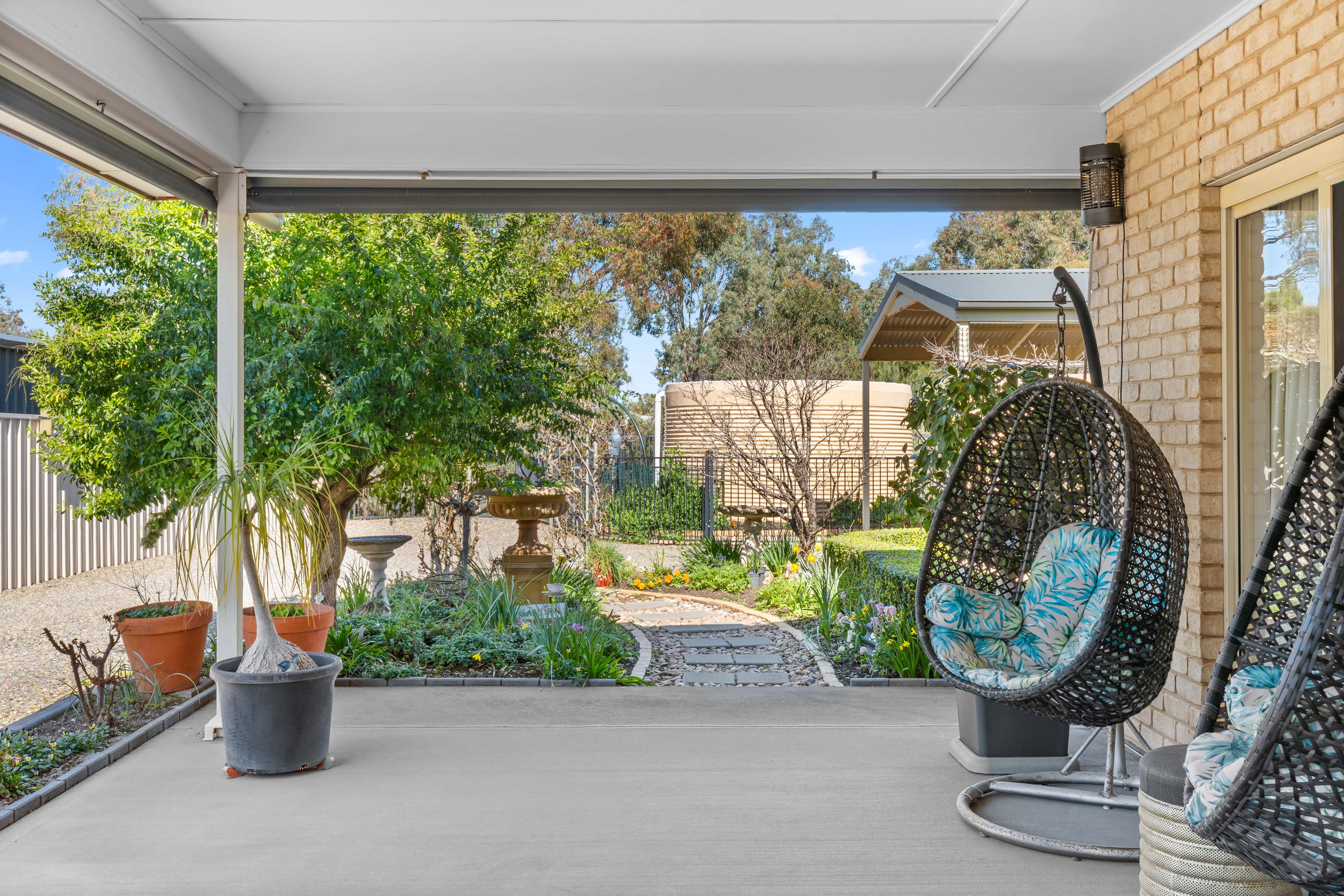 5 Dashwood Circuit — photo 14 of 17