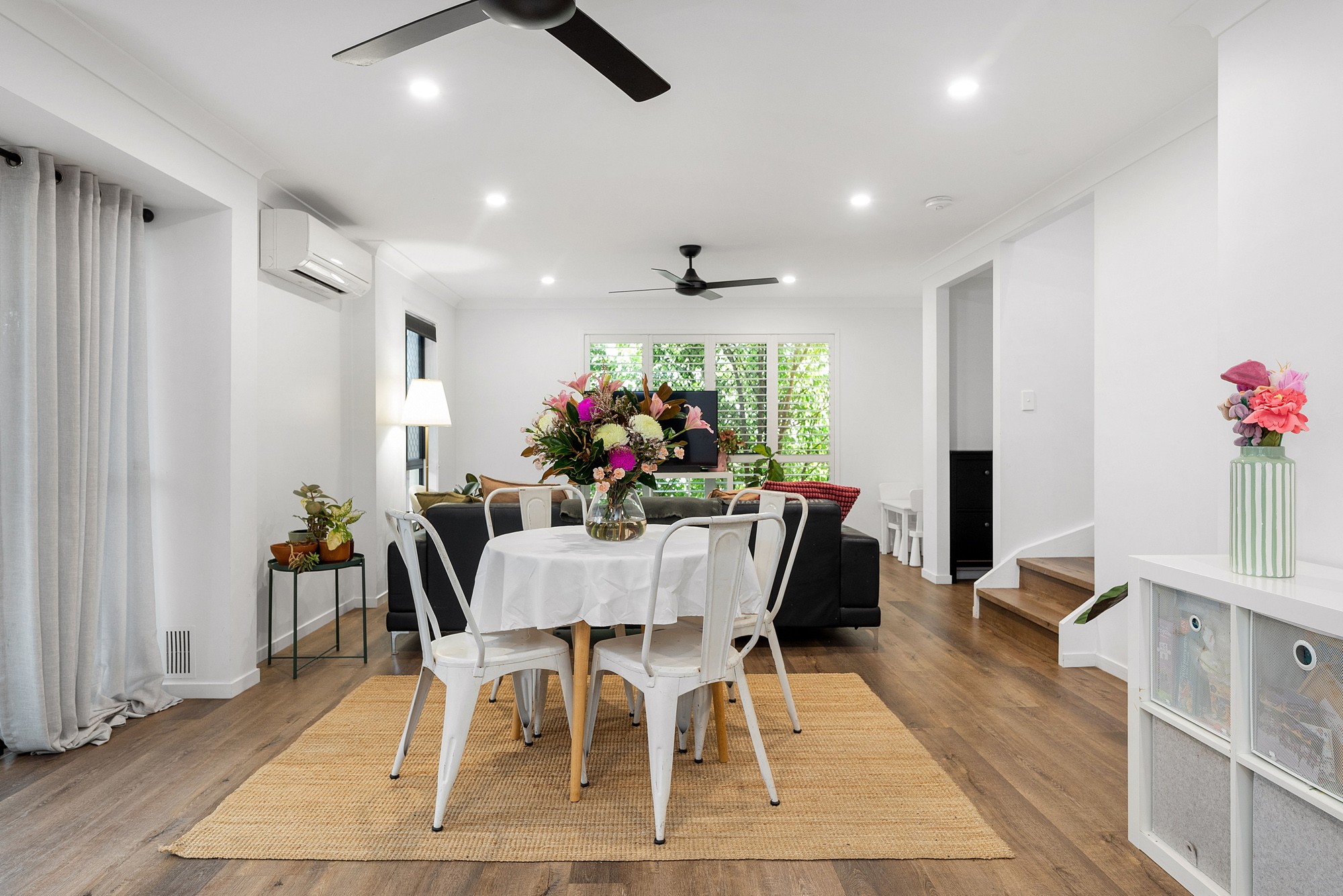 2/10 Rolle Street, Holland Park West, QLD 4121