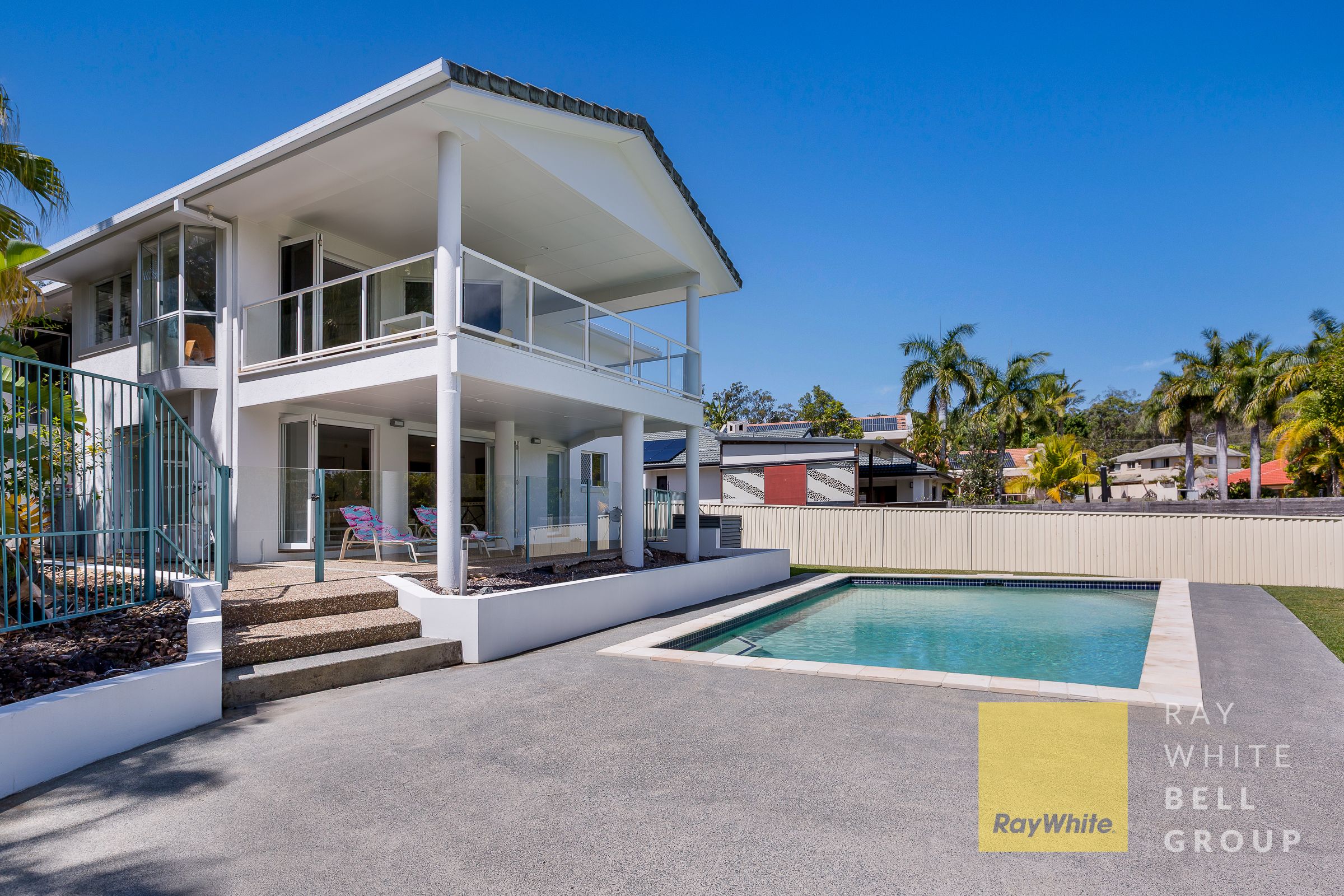 14 Chichester Drive, Arundel, QLD 4214