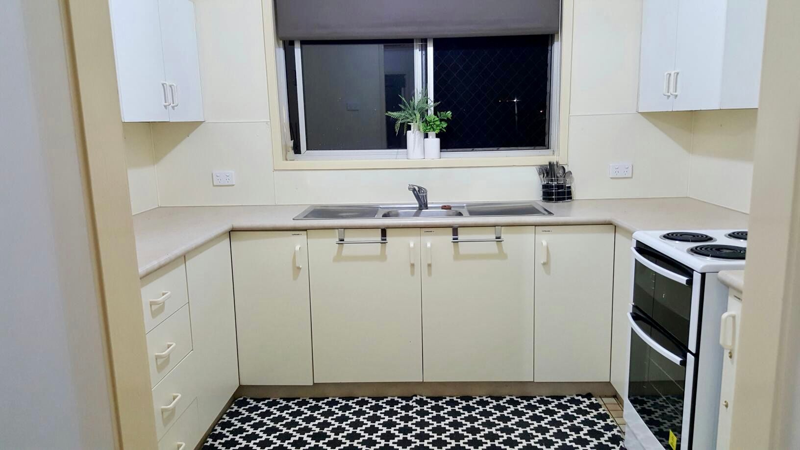 5 Myrtle Court — photo 5 of 10