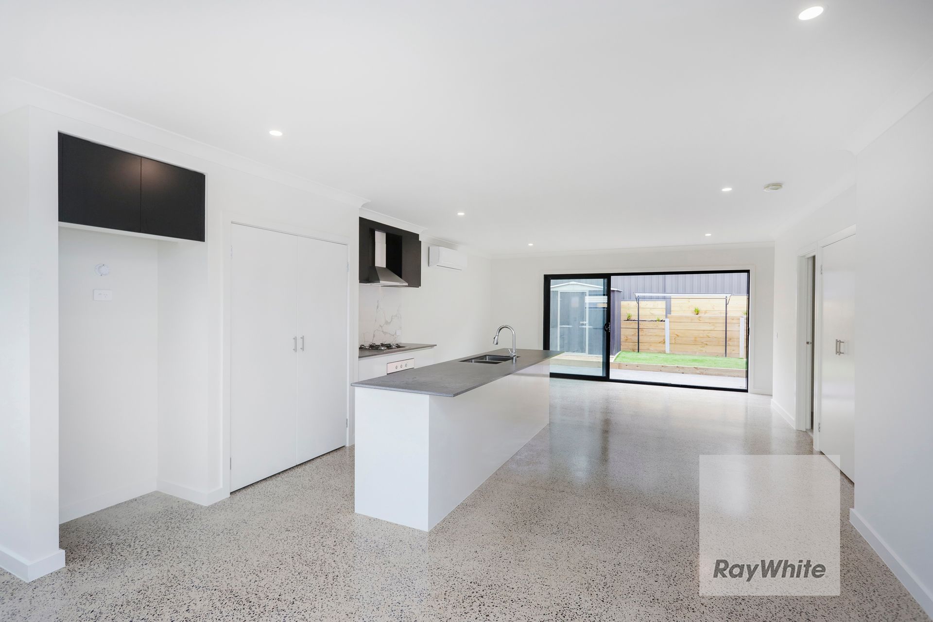 2/20 Pascoe Street, Westmeadows, VIC 3049