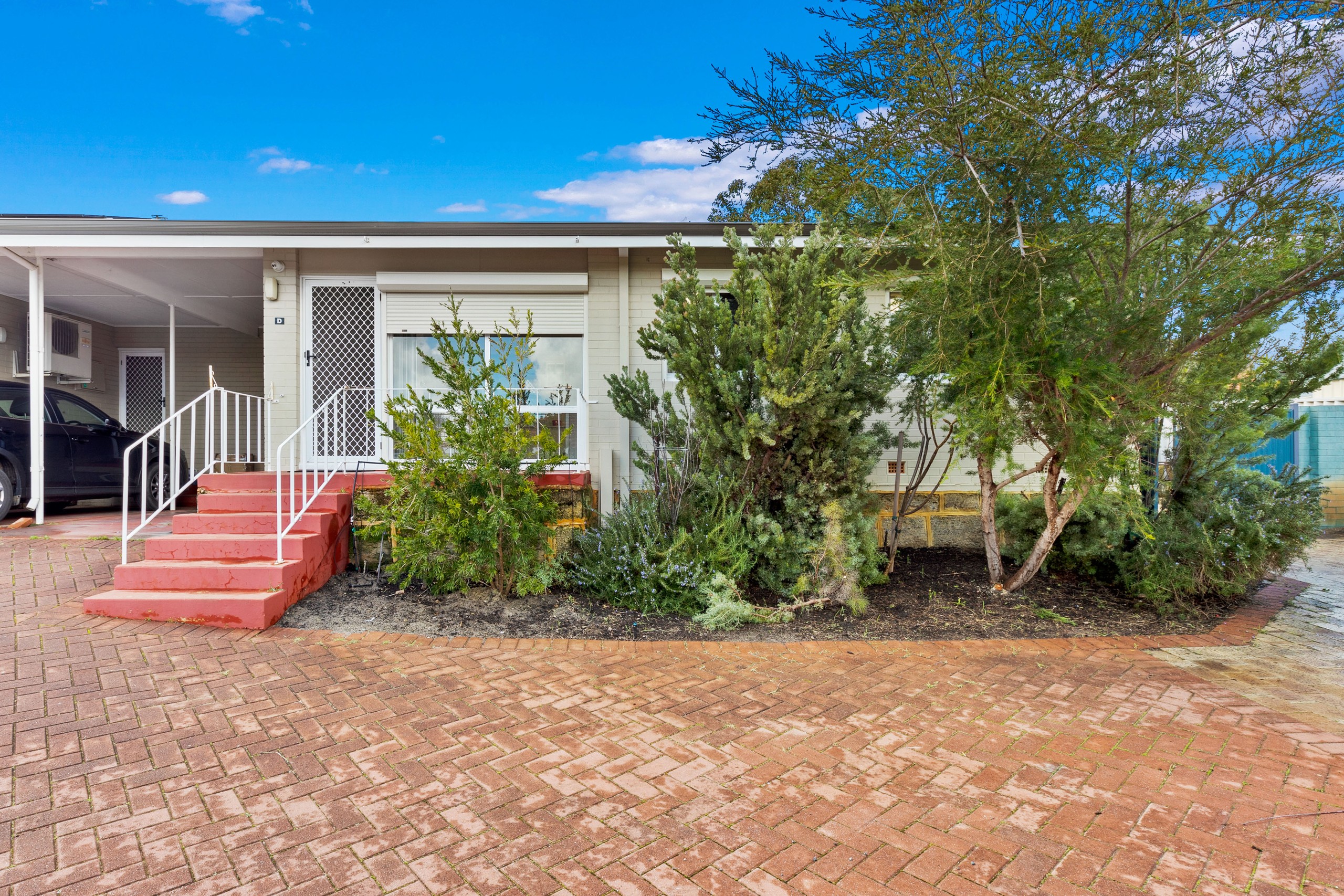 18D Keeley Way, Girrawheen, WA 6064