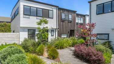 26 Whakahui Lane, Mangere Bridge