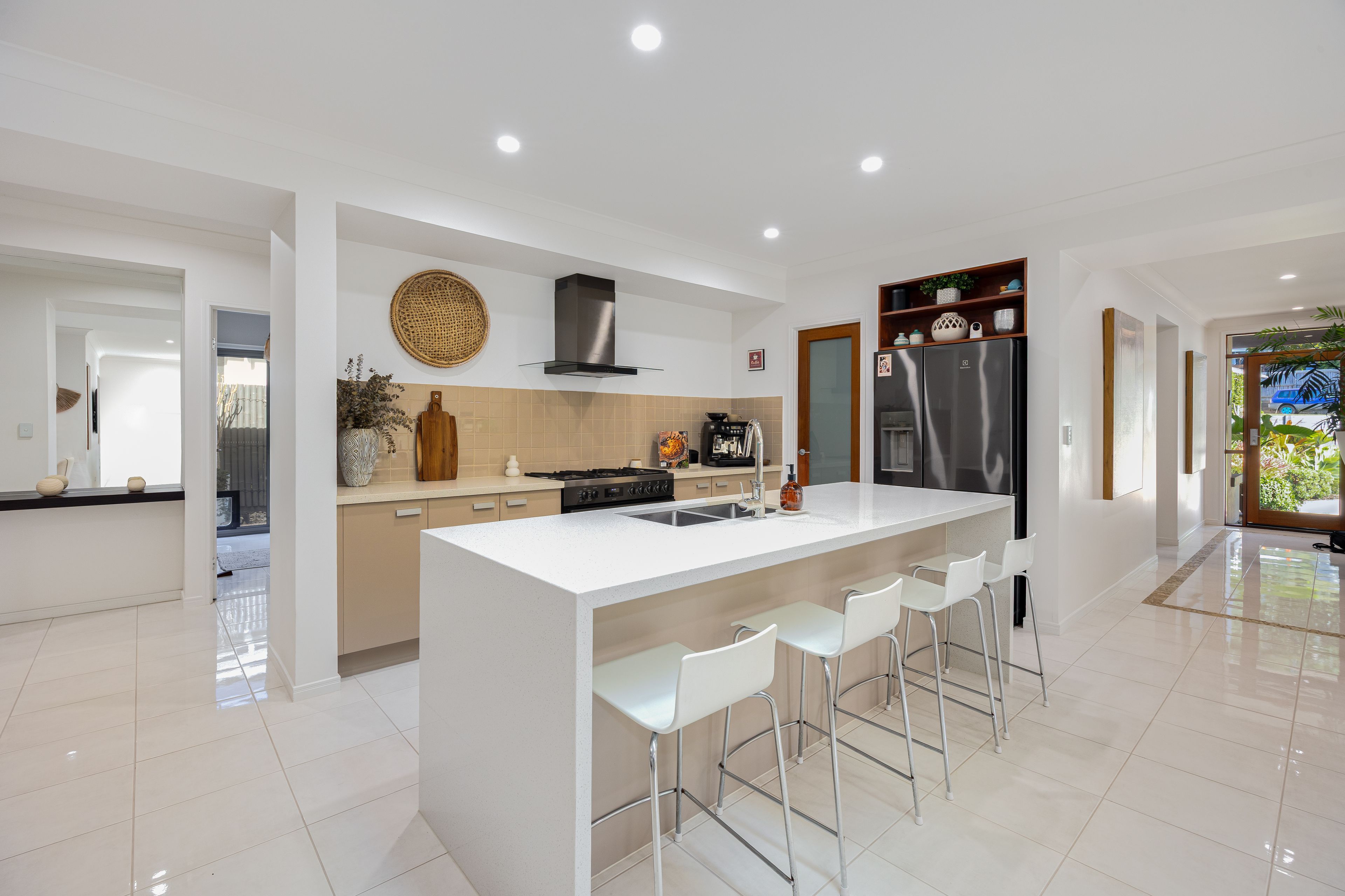 7 Flooded Gum Court — photo 8 of 24