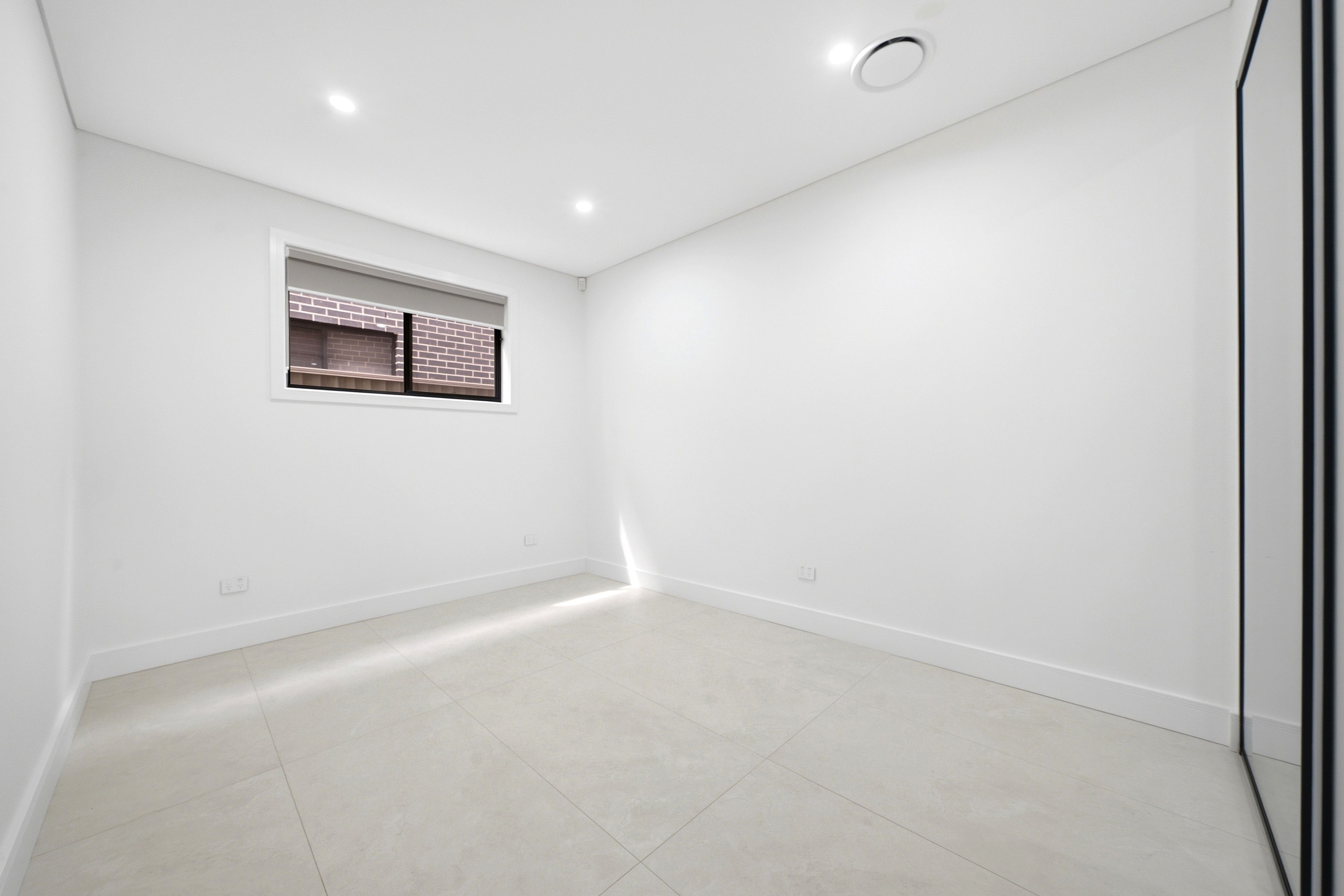 217B Victoria Street — photo 11 of 20