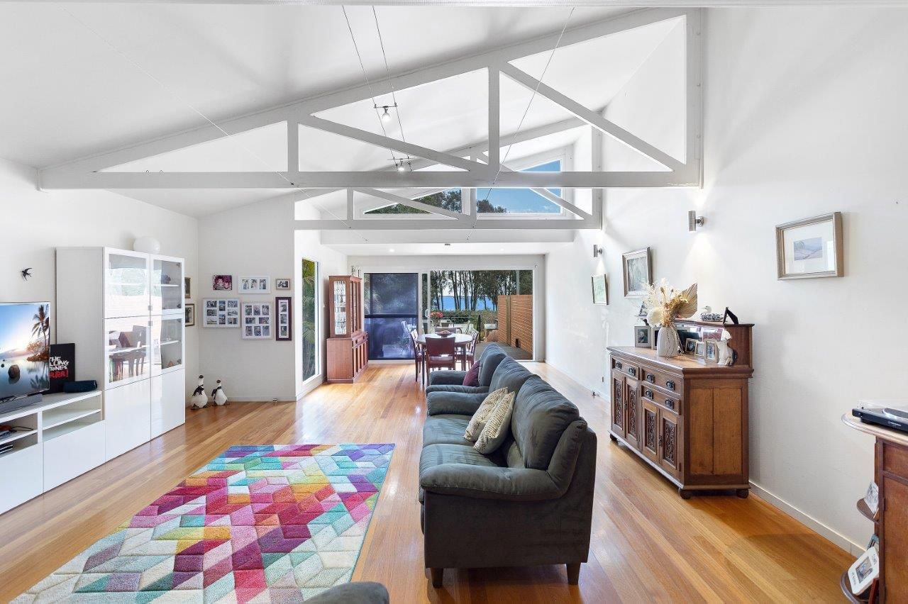 2/181 Lakedge Avenue, Berkeley Vale, NSW 2261