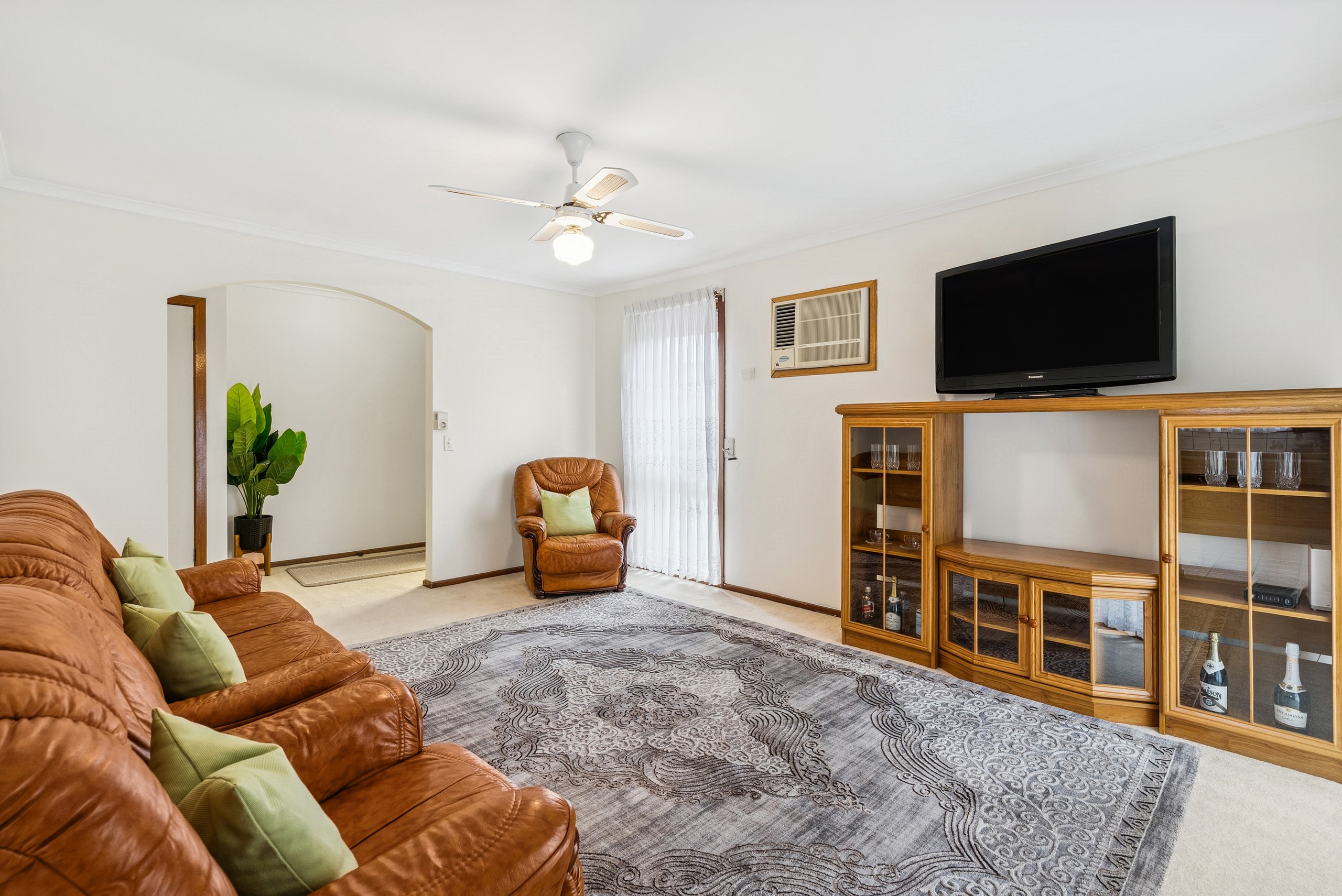 1/27 Whitelaw Street, Reservoir, VIC 3073