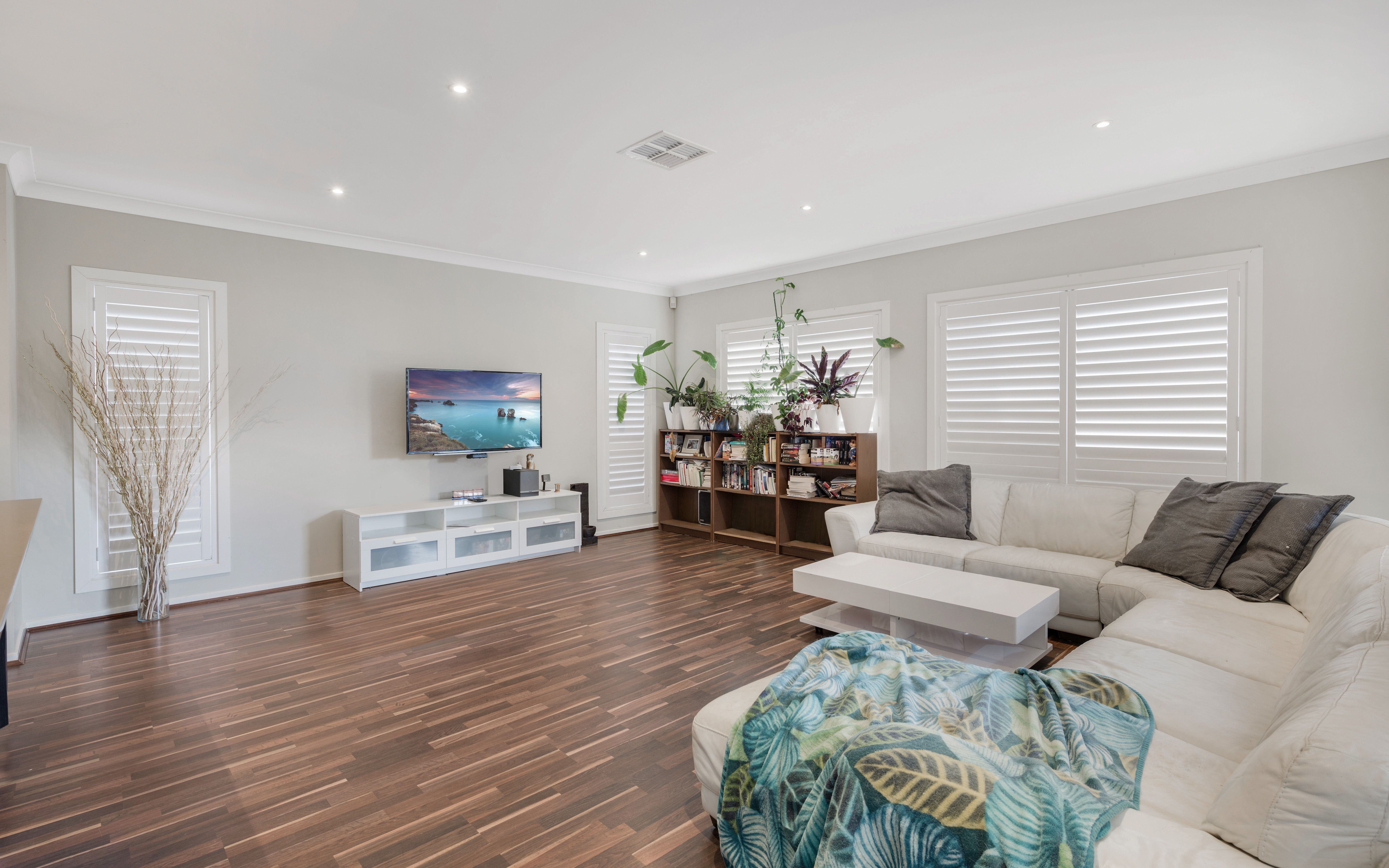 5 Rowland Place, JORDAN SPRINGS, NSW 2747