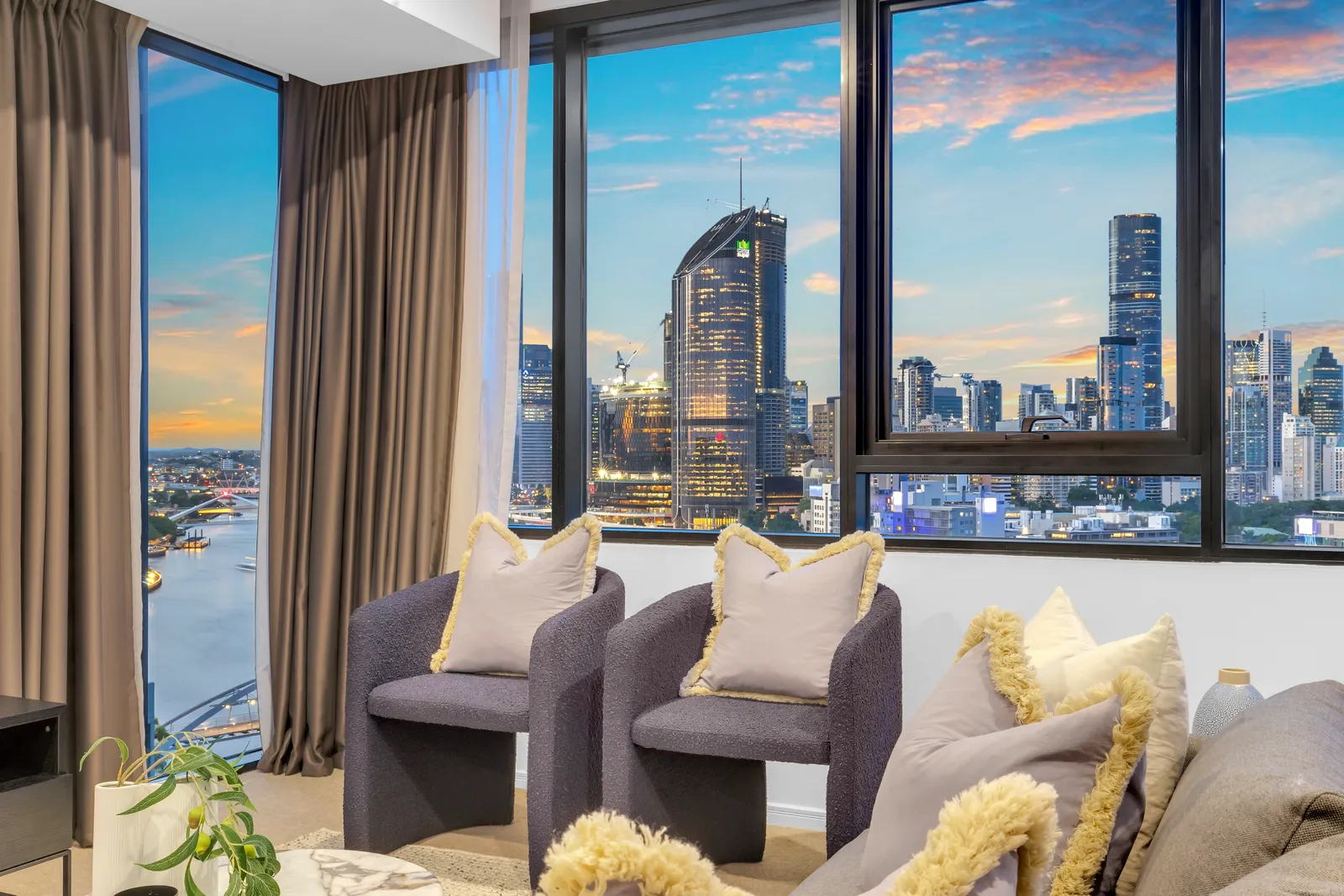1203/9 Christie Street, South Brisbane