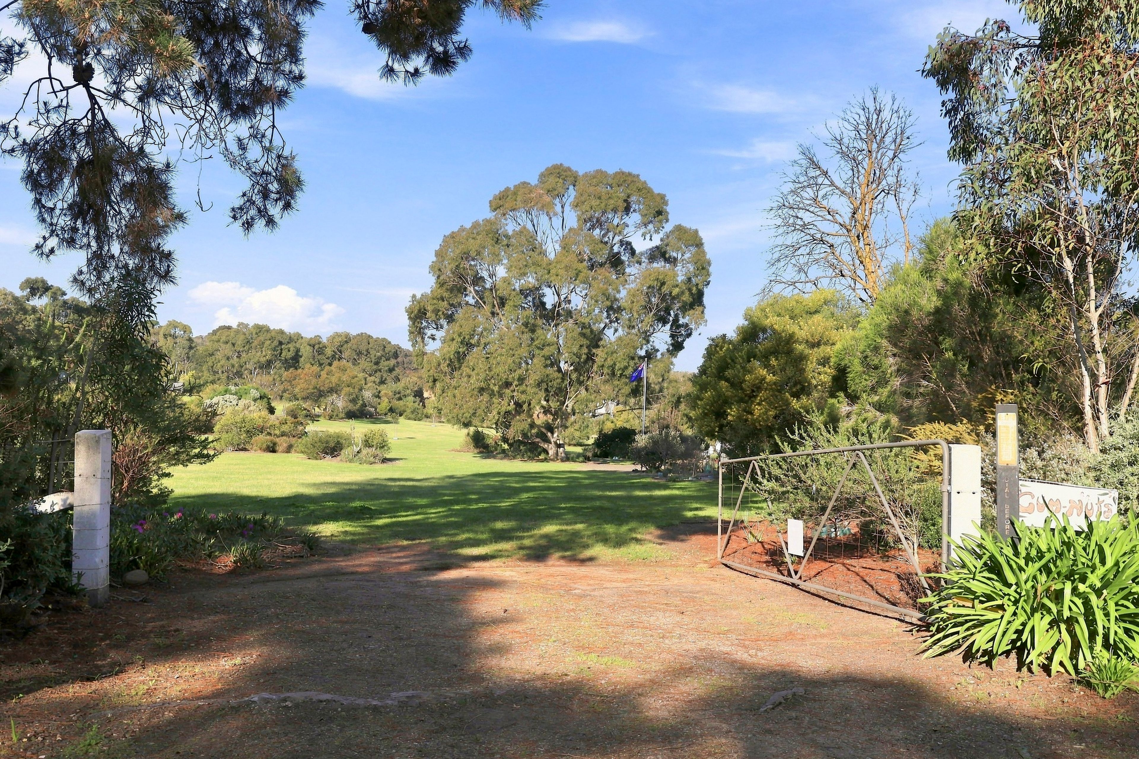 10 Fuller West Road, Victor Harbor, SA 5211