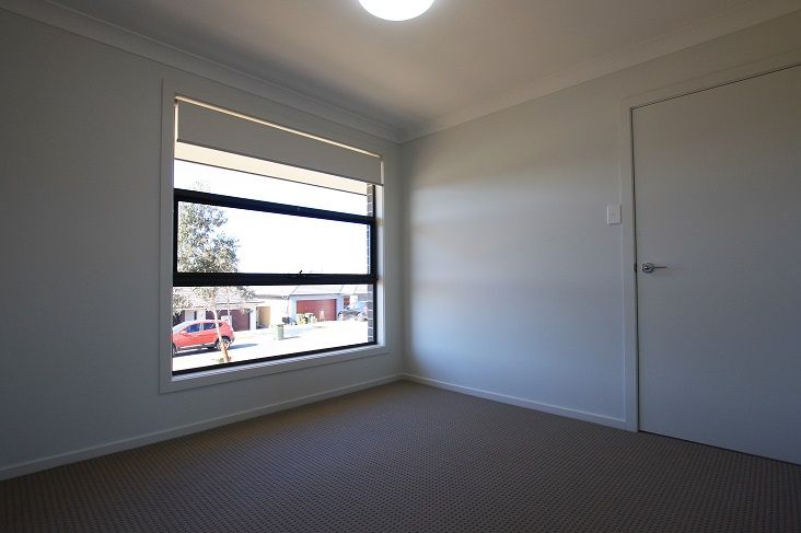 10 Curie Road, Campbelltown, NSW 2560